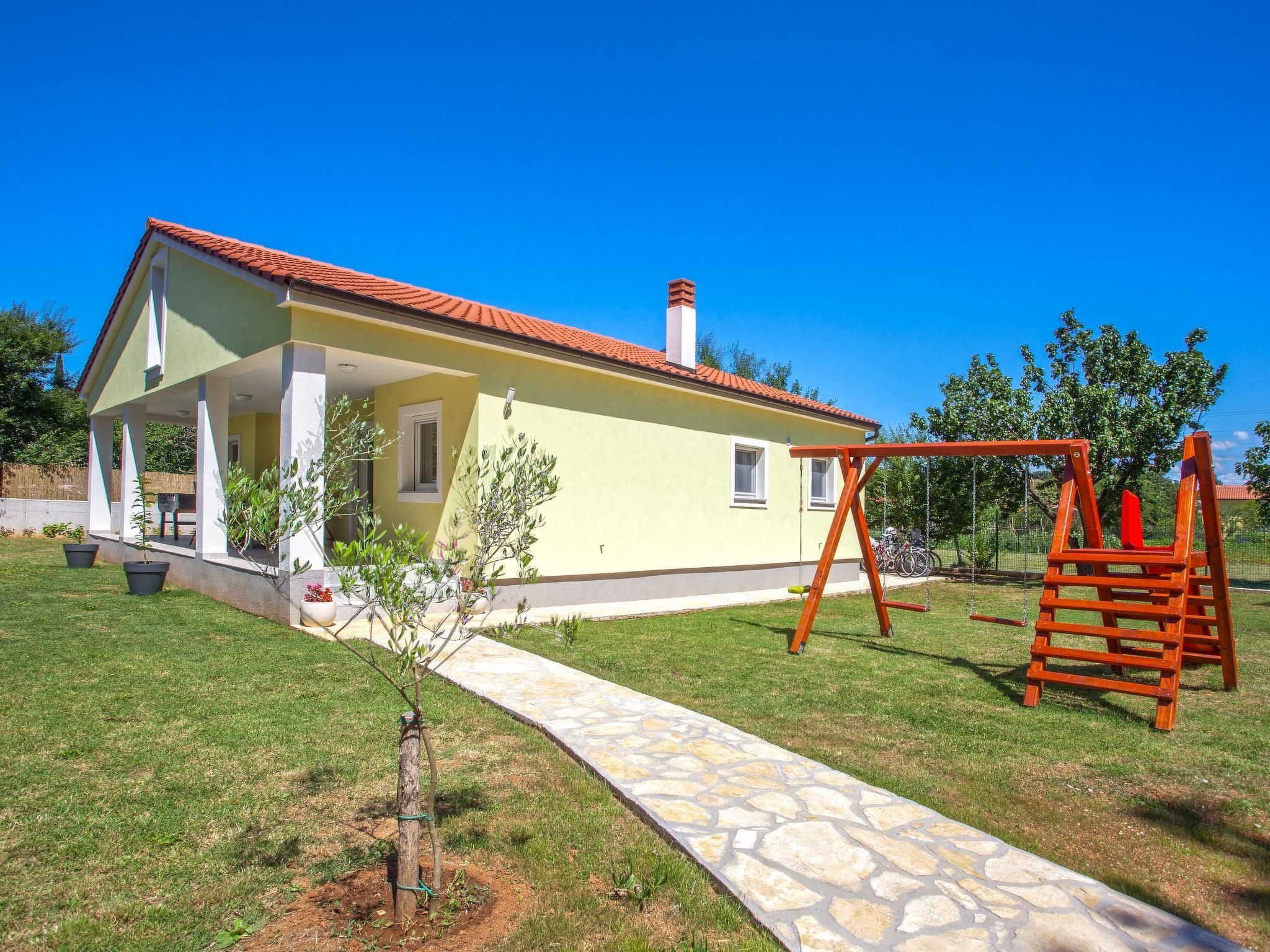 In Vintijan mit Großem Whirlpool-Outside