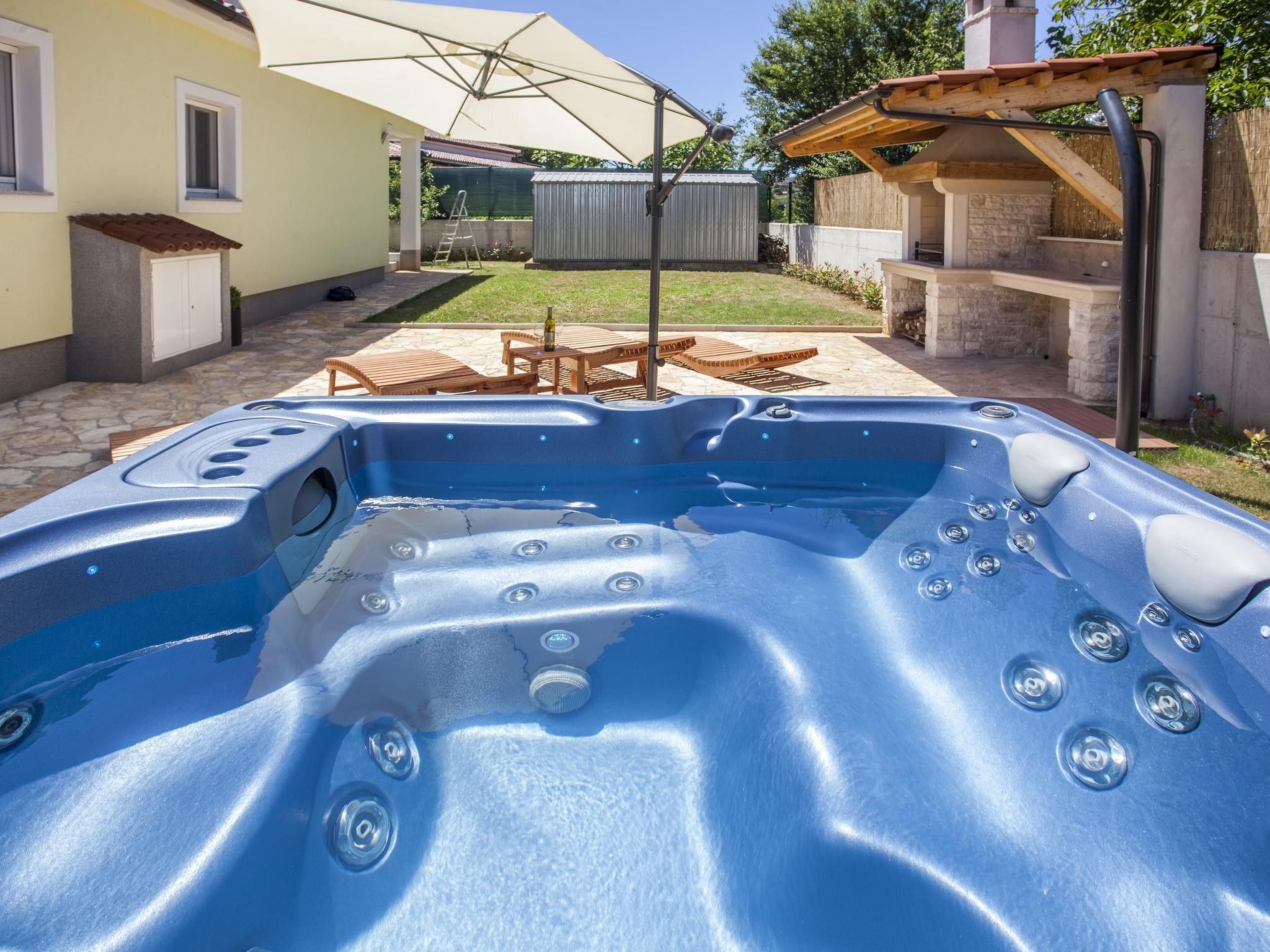 Photo of in Vintijan mit Großem Whirlpool