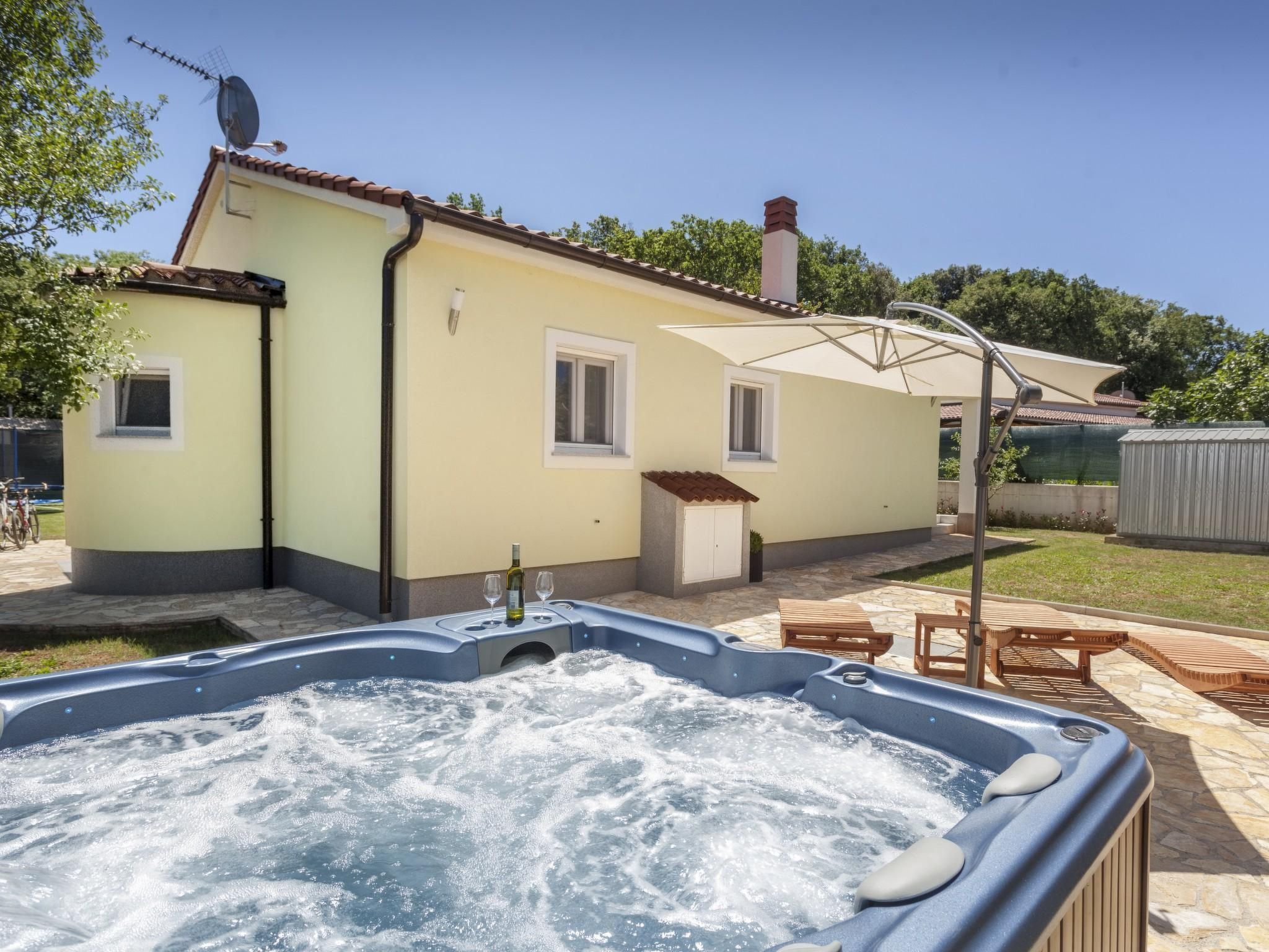 Photo of in Vintijan mit Großem Whirlpool