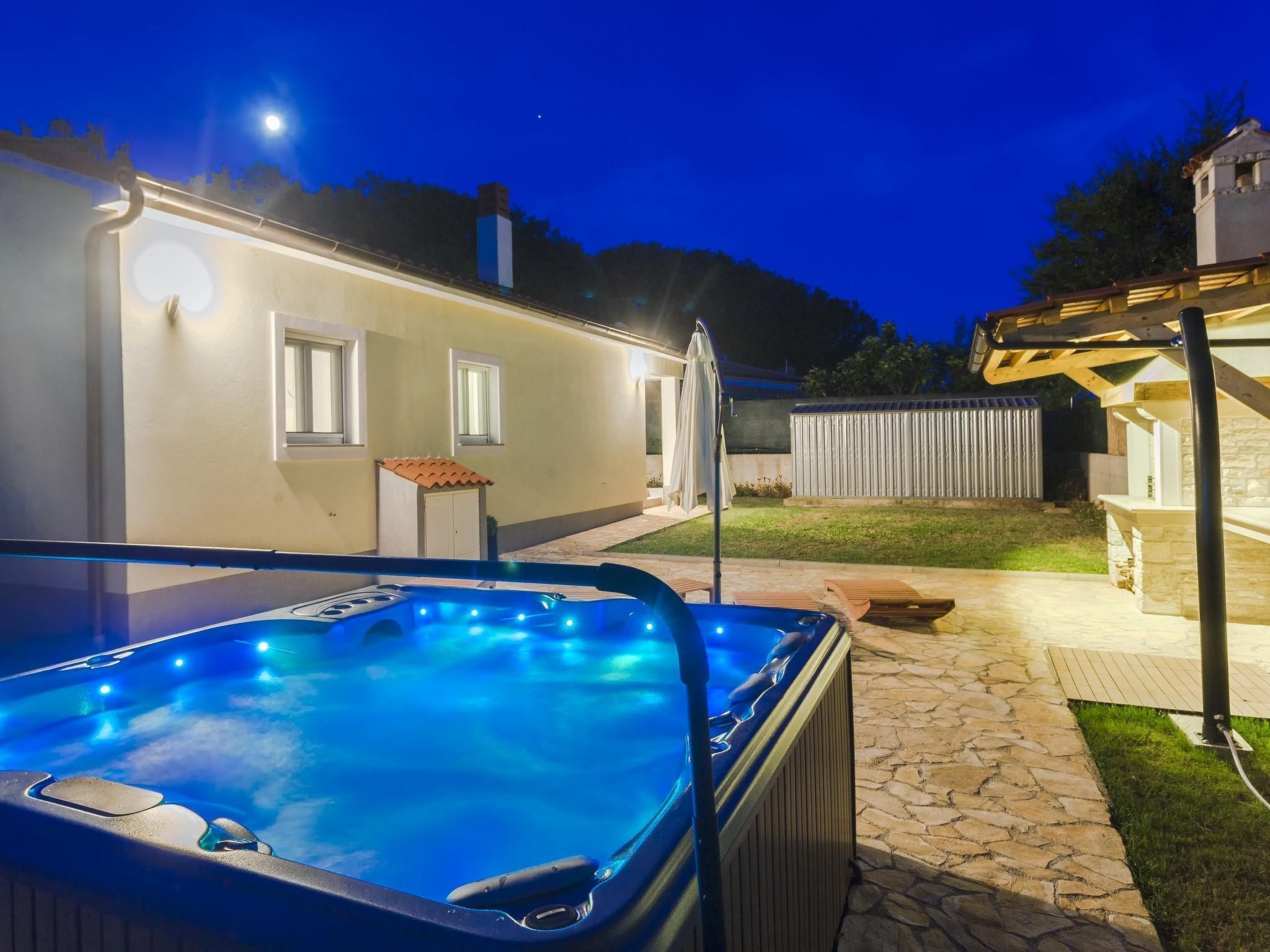 Photo of in Vintijan mit Großem Whirlpool