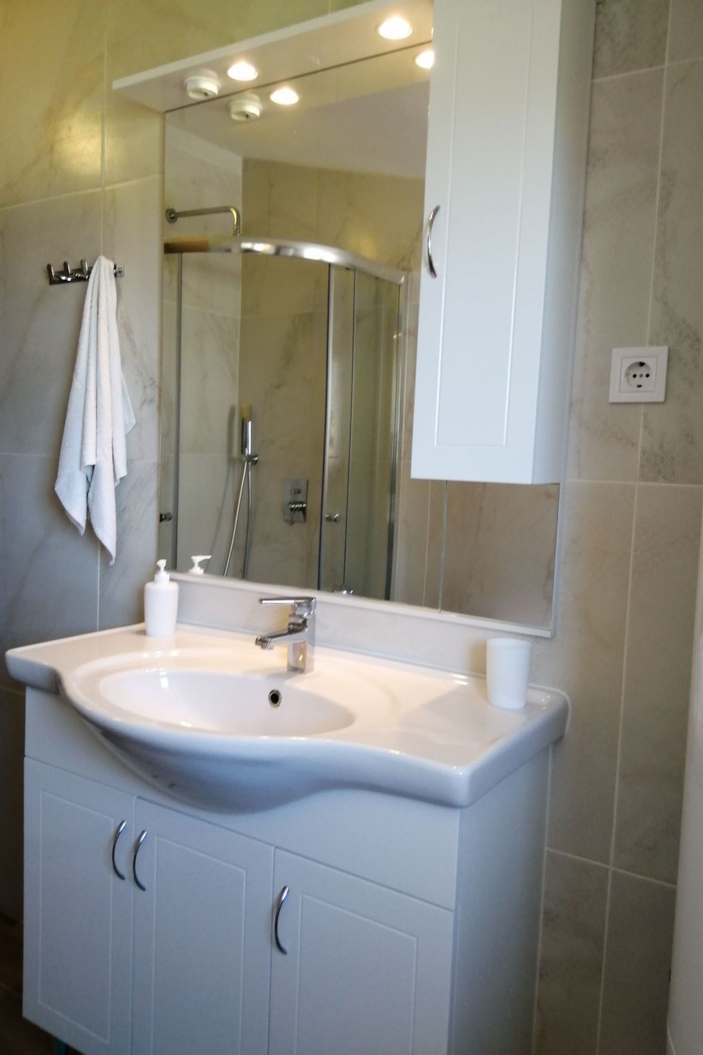 Apartment mit drei Schlafzimmern und Meerblick-Inside