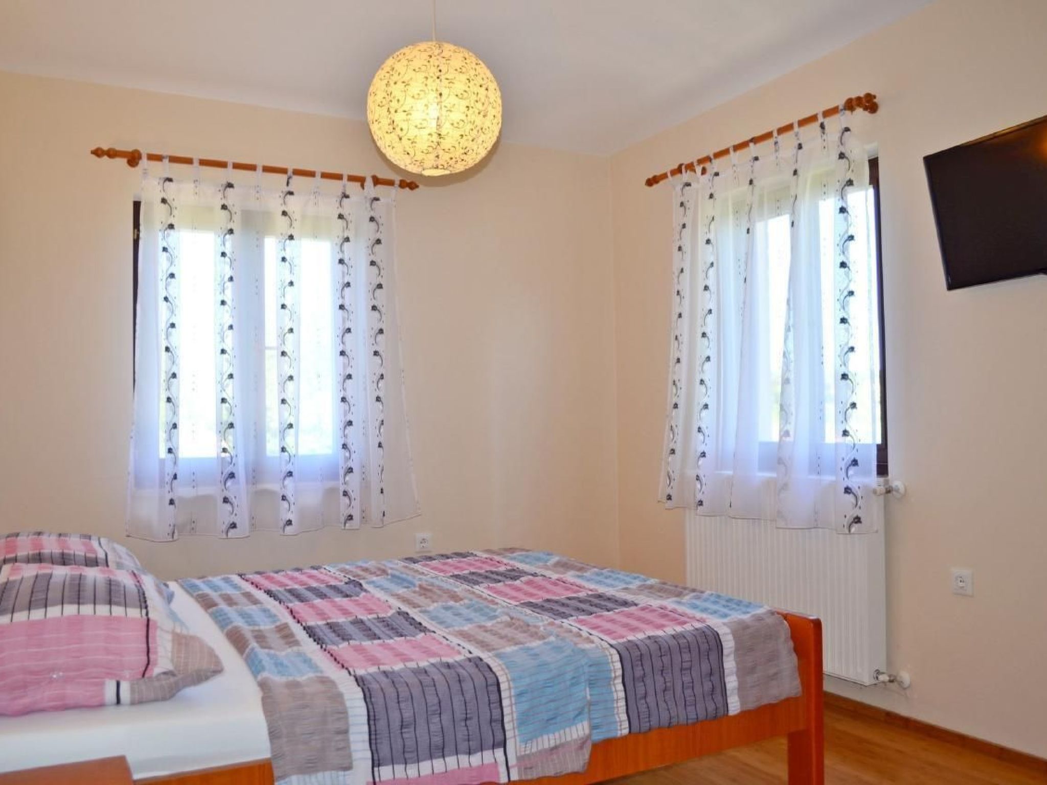 Photo of Gemütliches Ferienhaus in Medulin mit Großer Terrasse