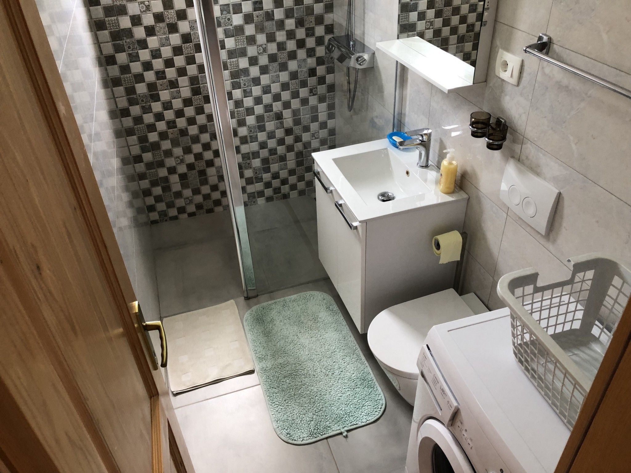 "Mark2" mit eigenem Pool-Binnen