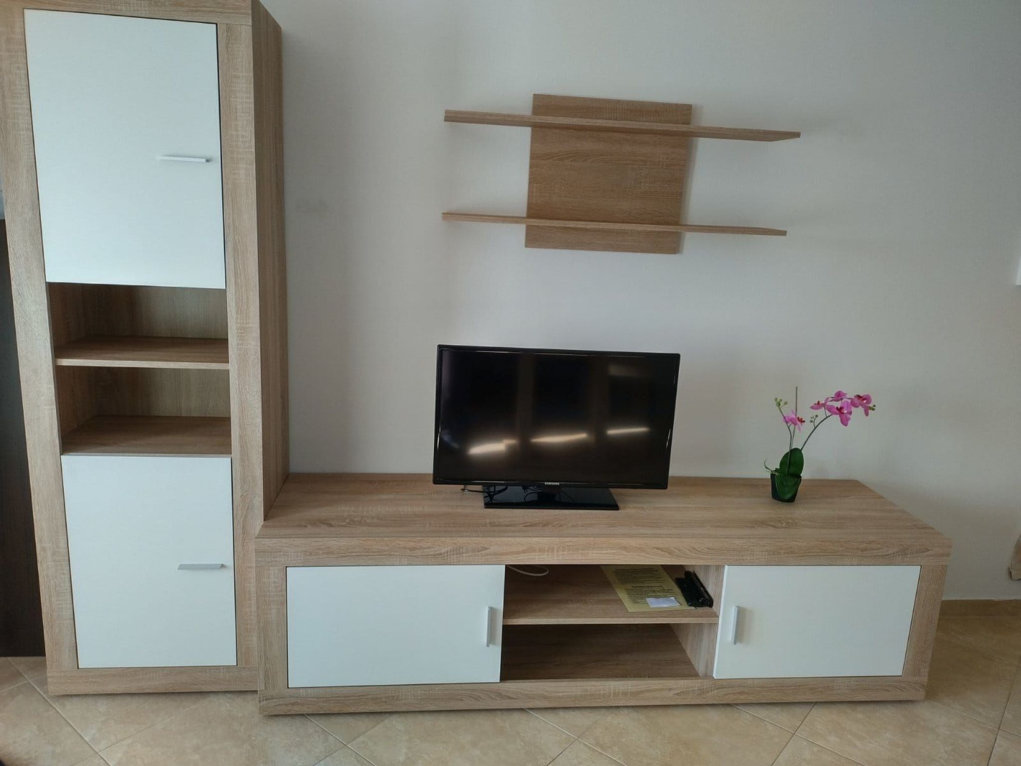 "Danijela" mit Terrasse-Binnen