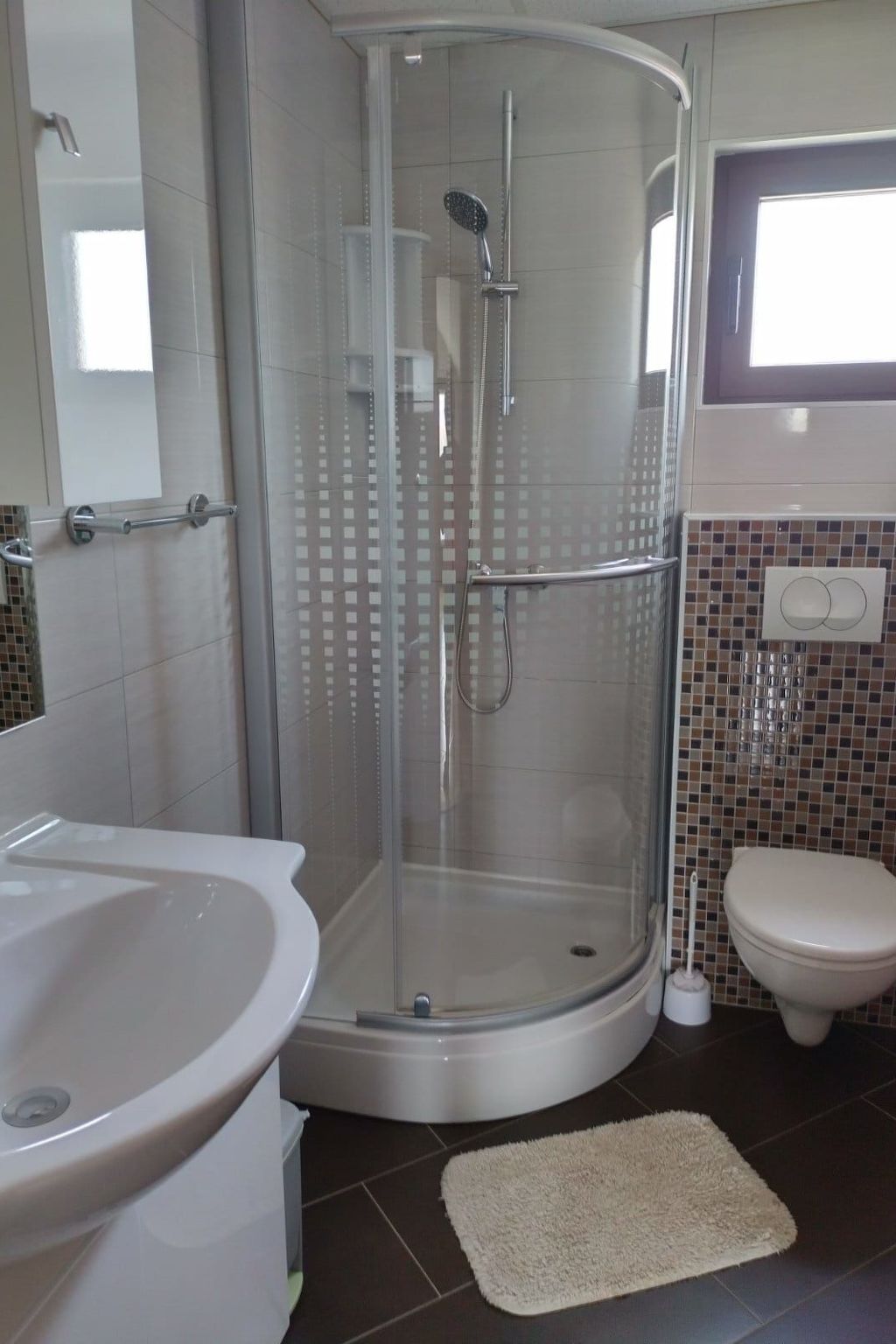 "Danijela" mit Terrasse-Binnen