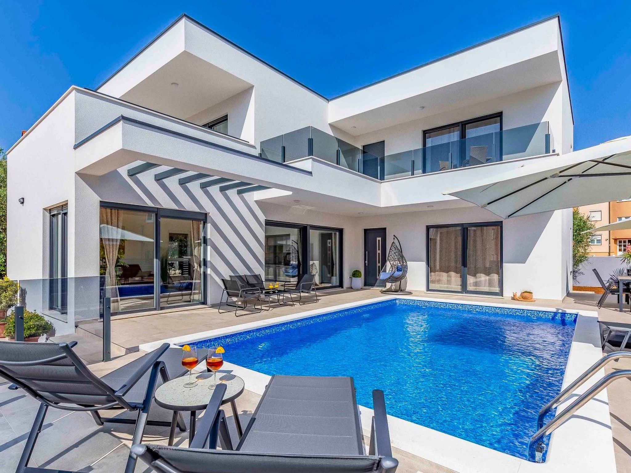 De lux "Villa Bieca", in der Nähe des Sandstrandes-Draußen