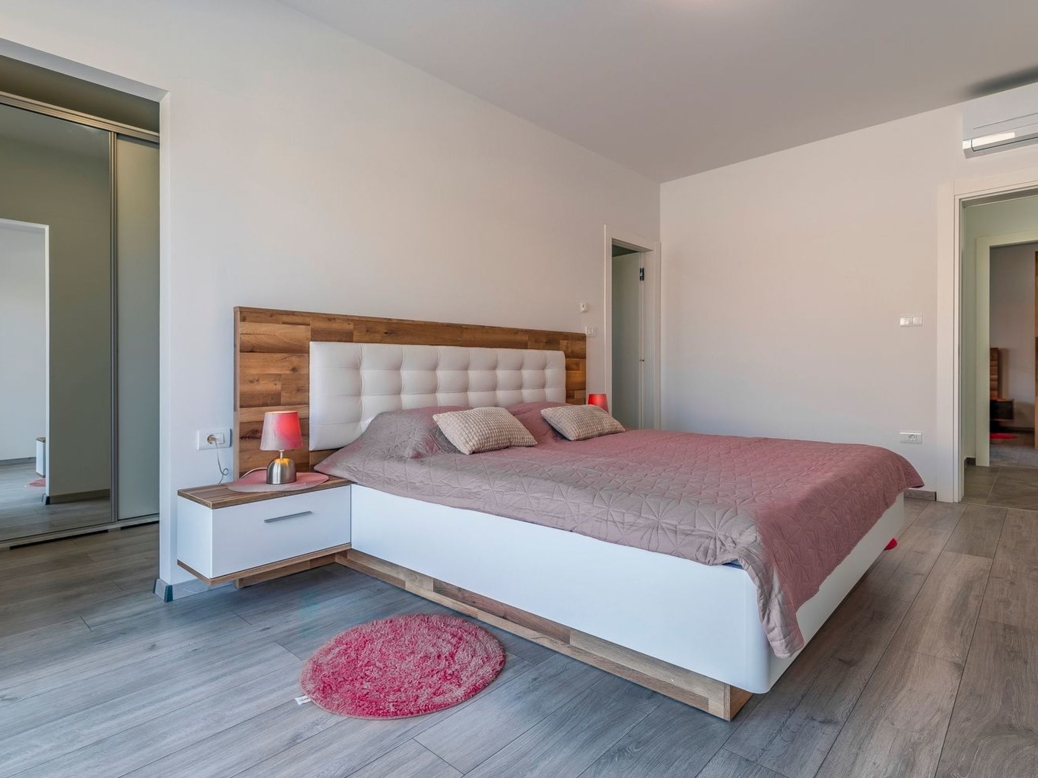 De lux "Villa Bieca", in der Nähe des Sandstrandes-Image-tags.info