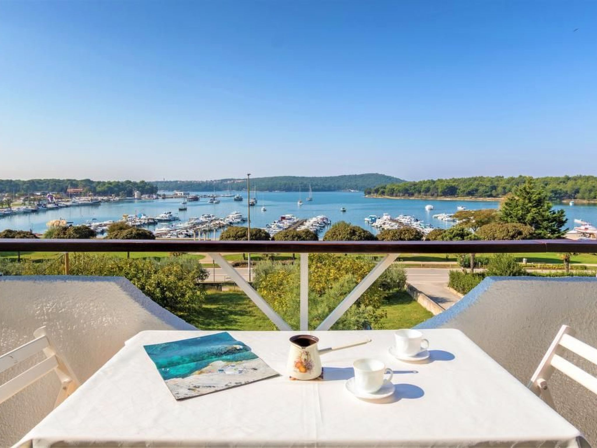 Wohnung mit Balkon-Image-tags.info