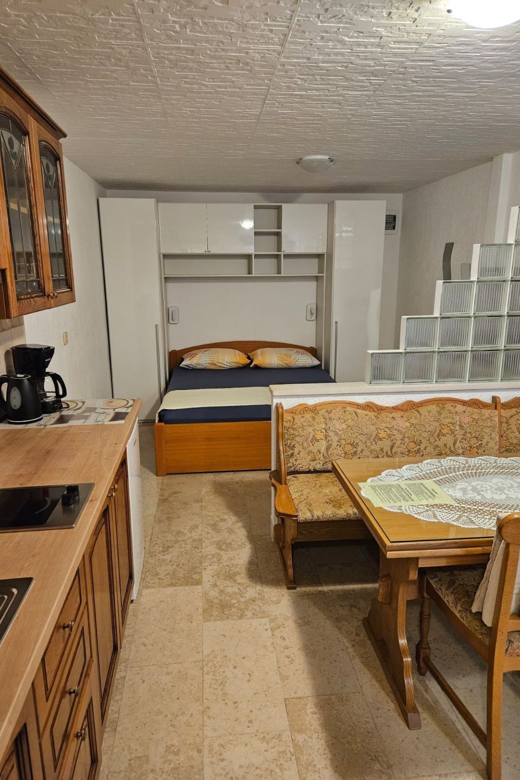 Photo of "Second" mit Terrasse