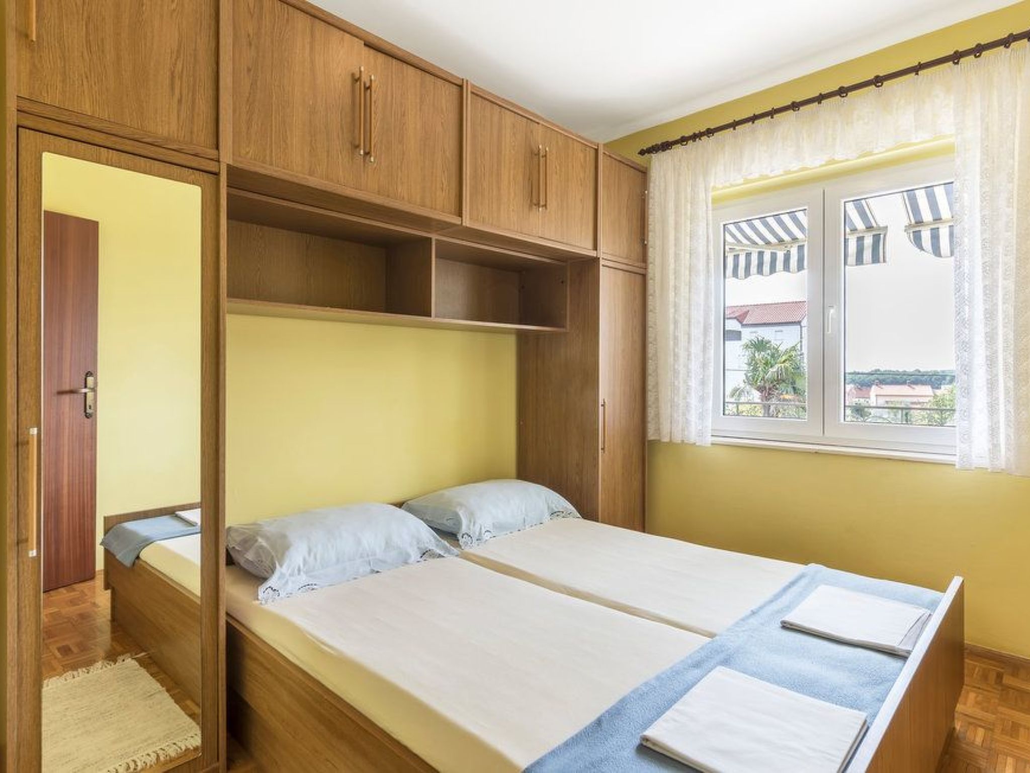 Photo of Geräumige Wohnung in Medulin mit privatem Parkplatz