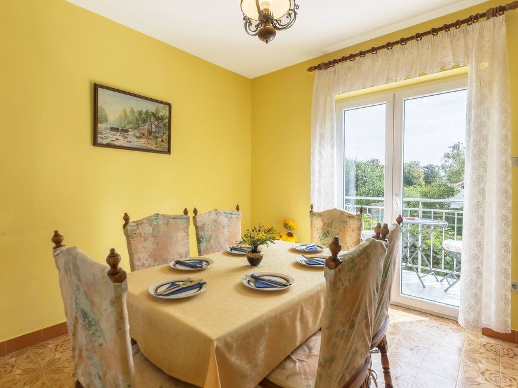 Photo of Geräumige Wohnung in Medulin mit privatem Parkplatz