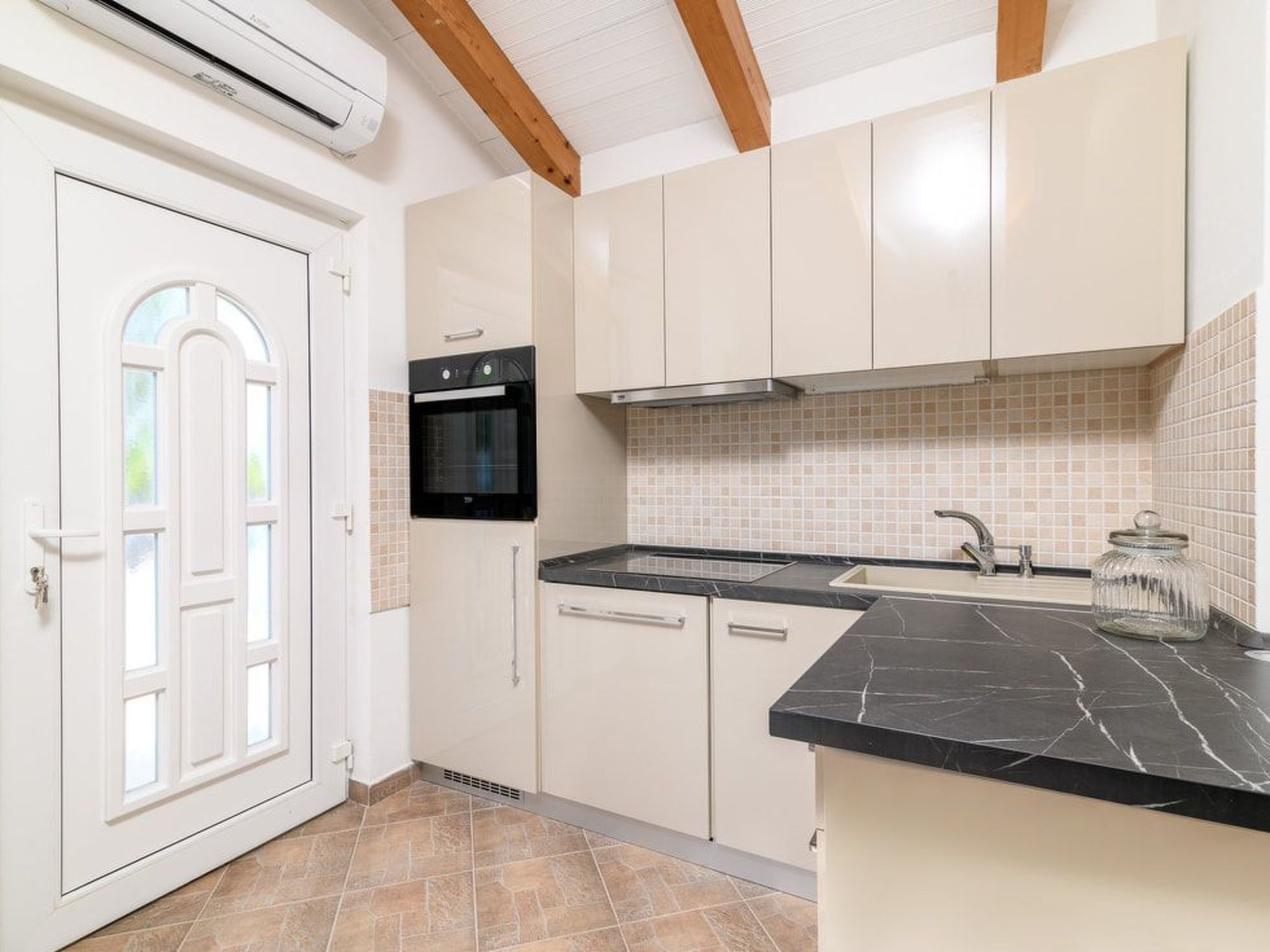 Charmantes Ferienhaus in Medulin, mit Pool...-Dedans