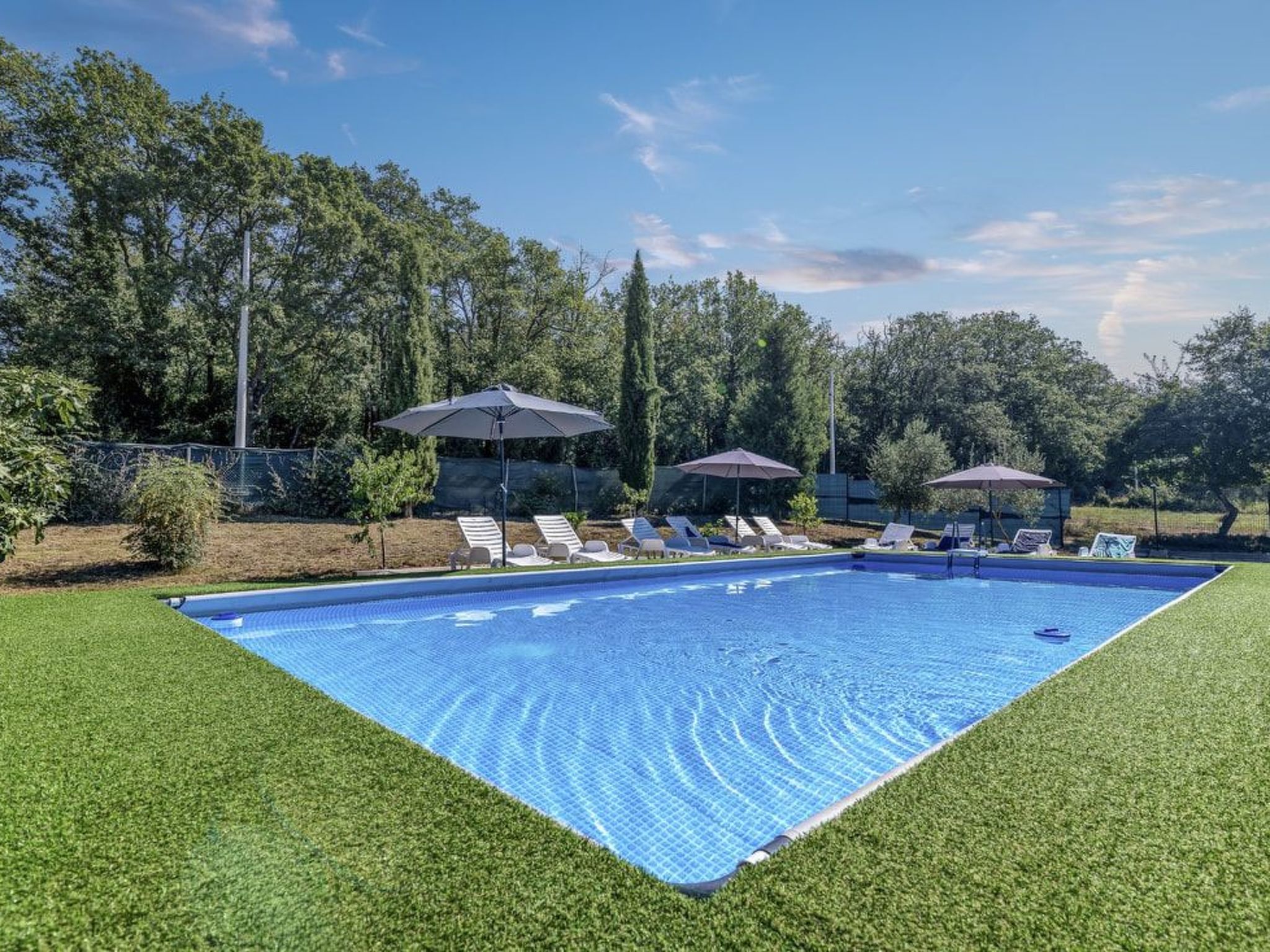 Photo of Charmantes Ferienhaus in Medulin, mit Pool...