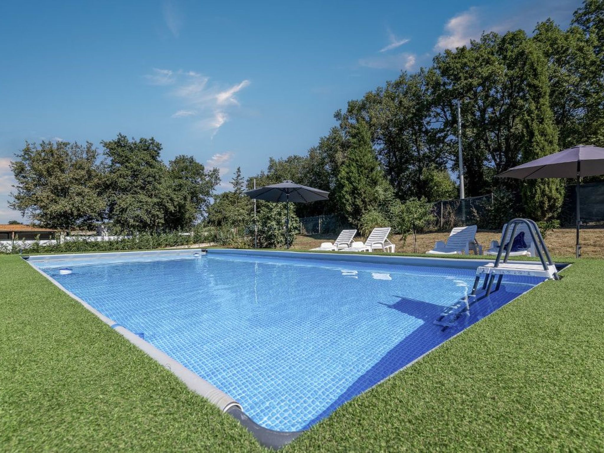 Photo of Charmantes Ferienhaus in Medulin, mit Pool...