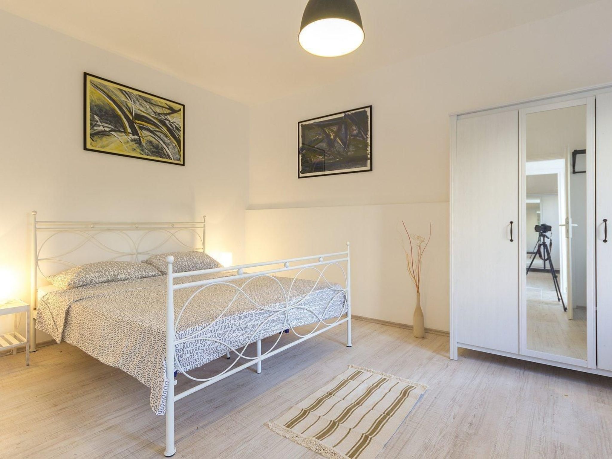 Villa Agneza mit Garten, Pool und Pavillon-Dedans