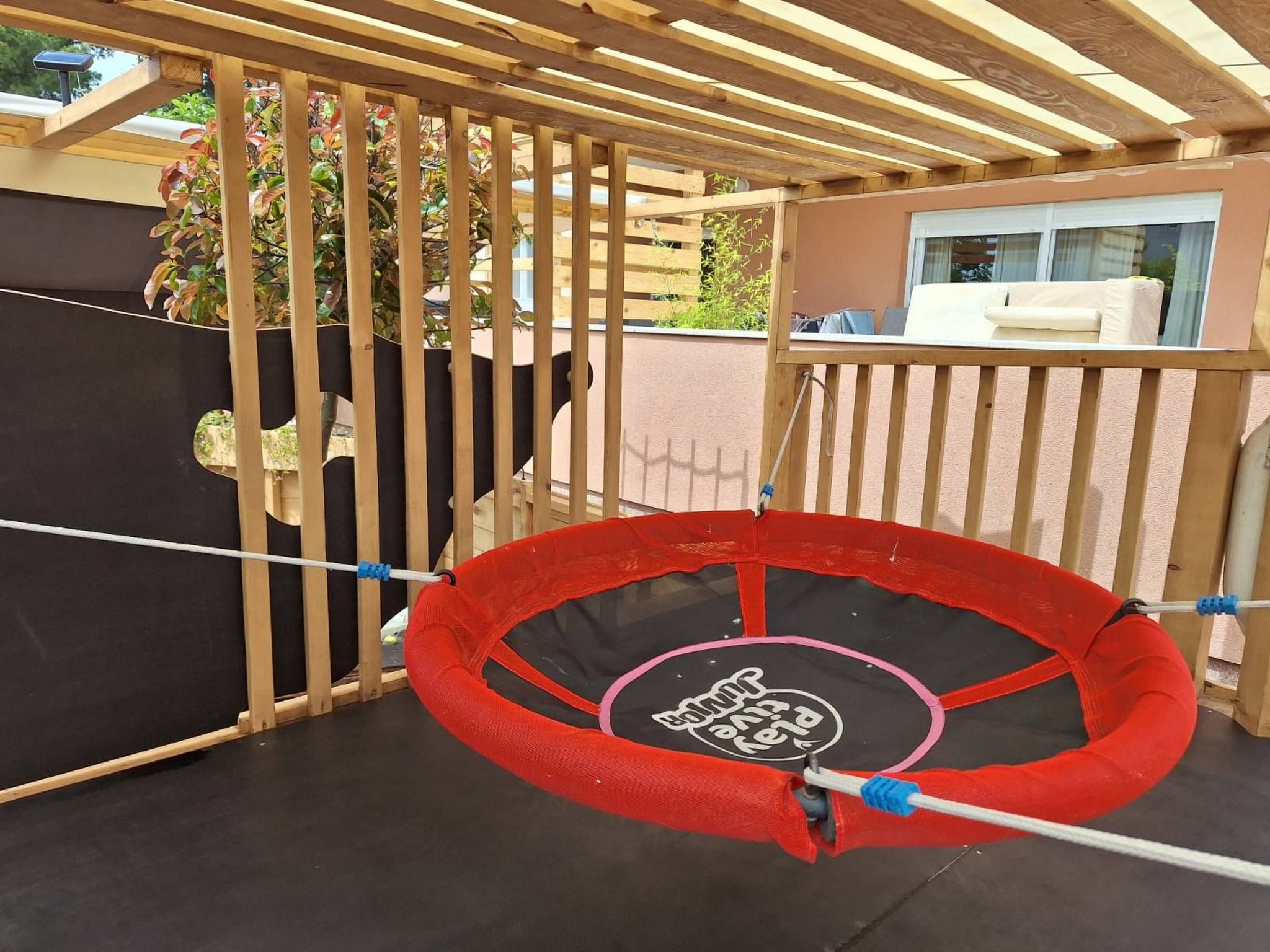 Photo of Urlaub mit Kindern-Ferienwohnung mit Pool