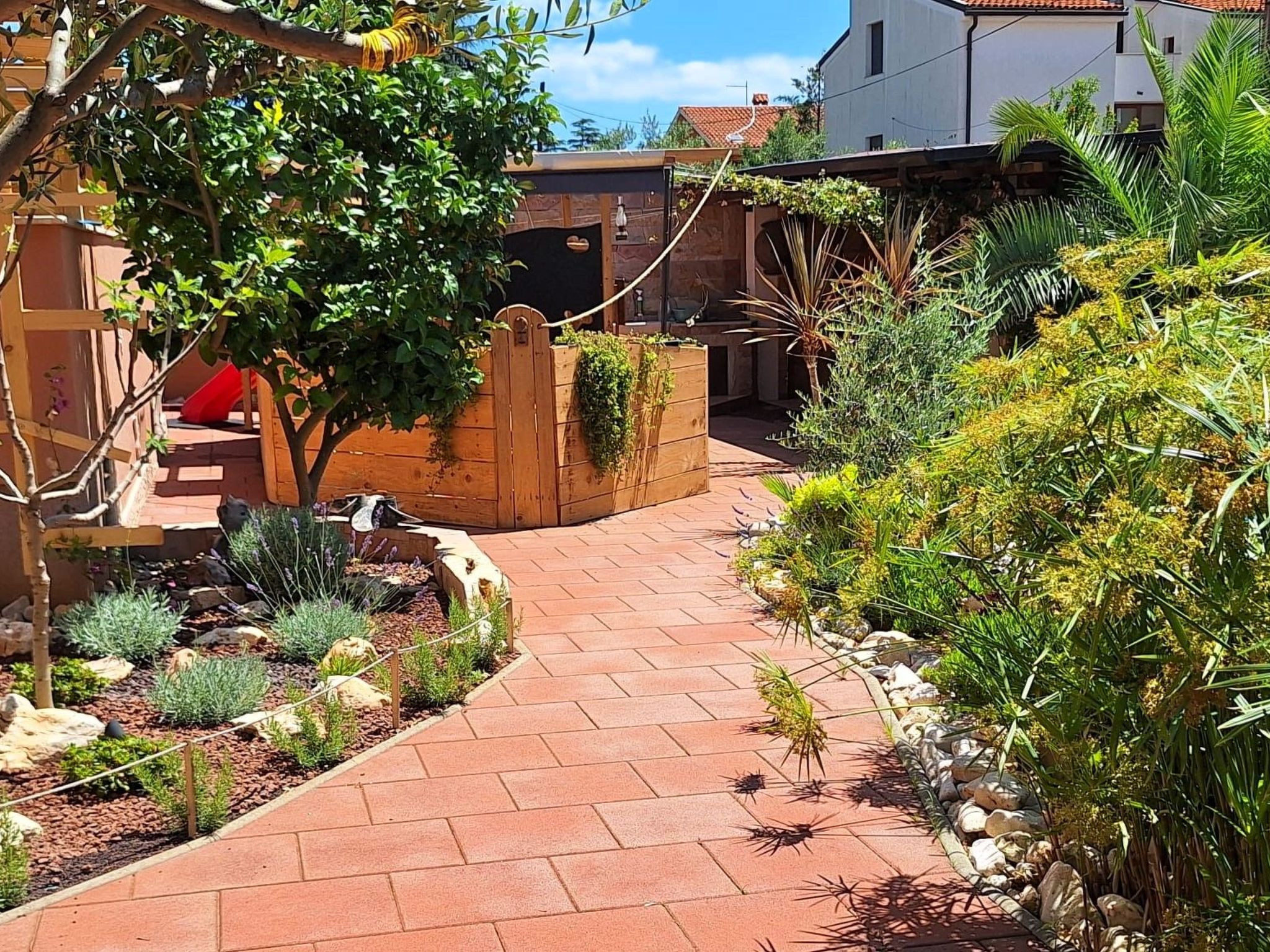 Photo of Urlaub mit Kindern-Ferienwohnung mit Pool