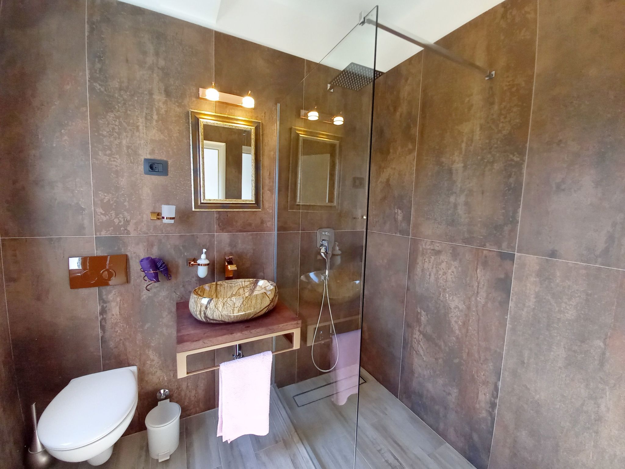 Für 10 Personen in Medulin, Istrien (Südküste von Istrien)-Image-tags.info