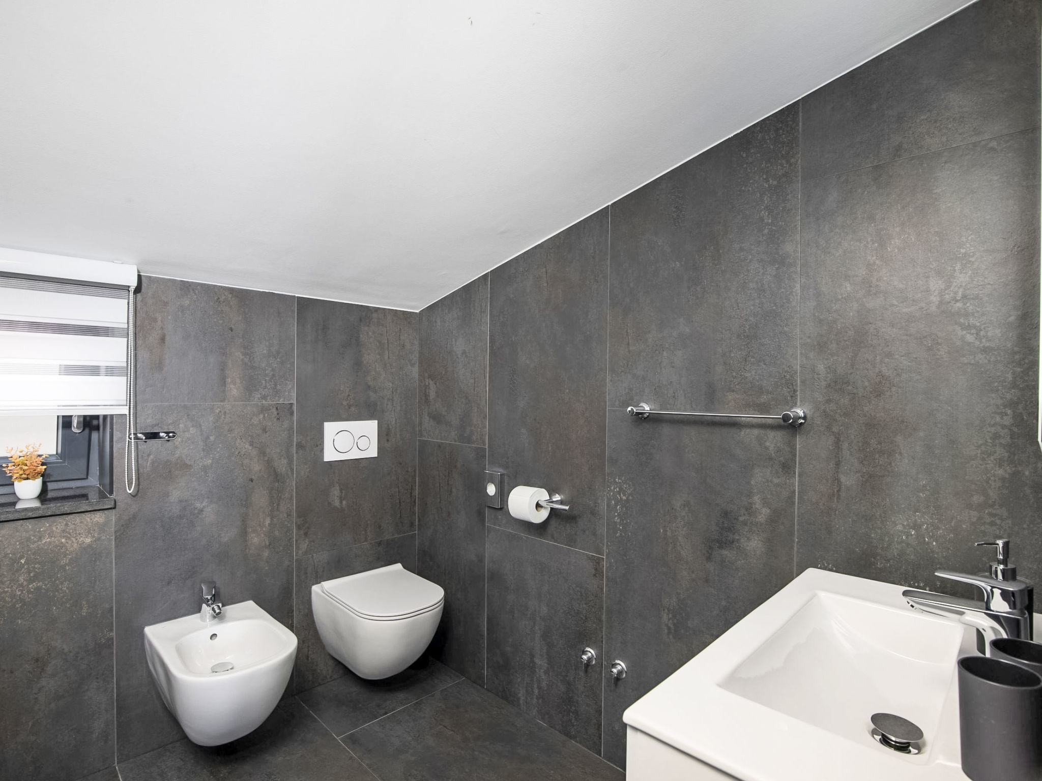 Photo of 4 SZ mit Bad en suite Pool und Sommerküche