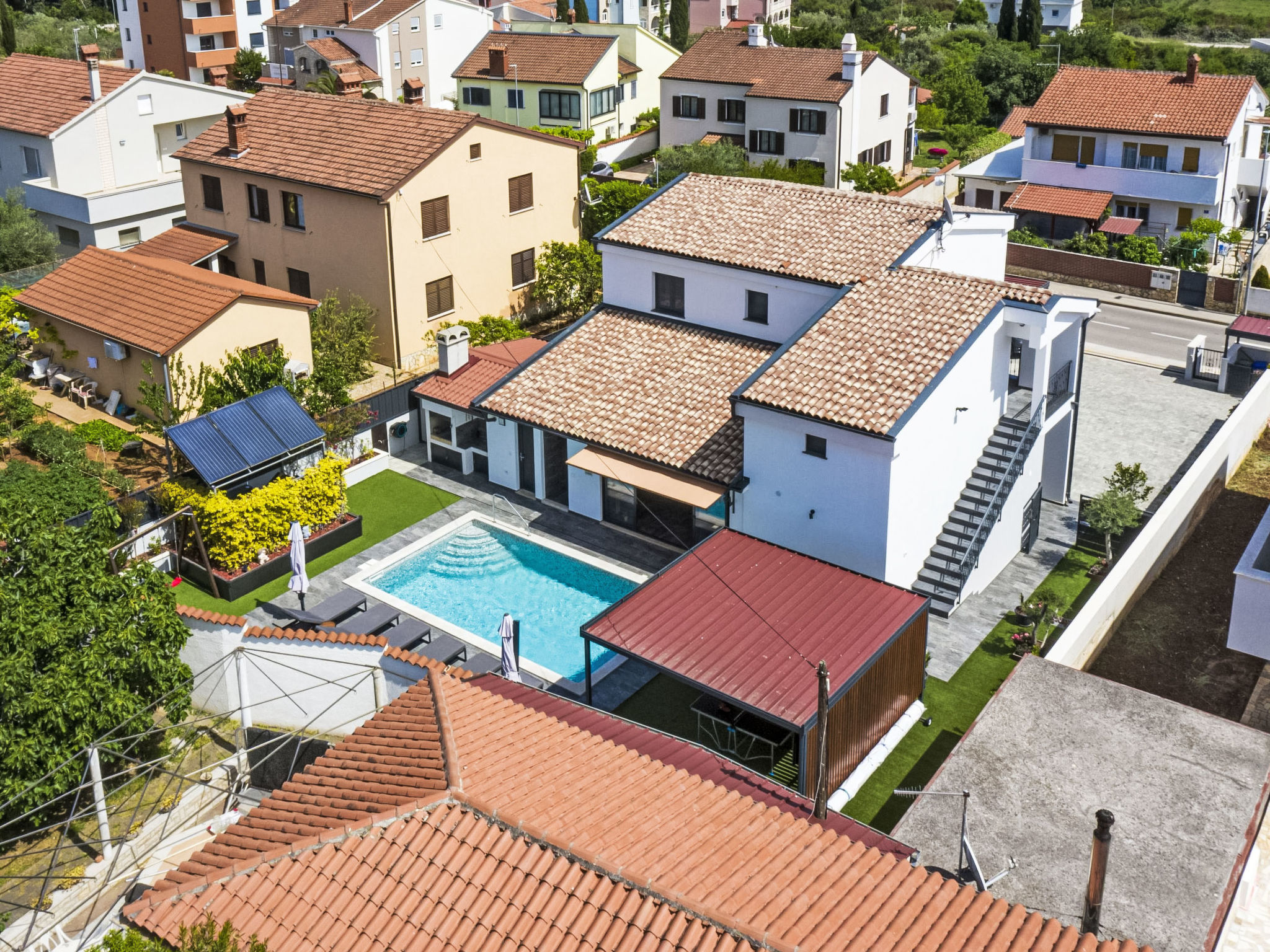 Photo of 4 SZ mit Bad en suite Pool und Sommerküche