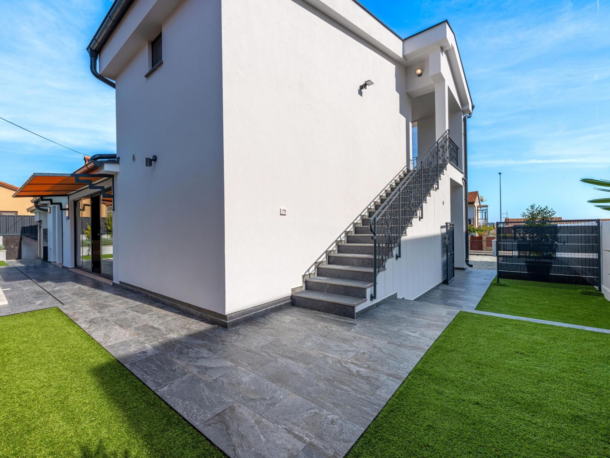 4 SZ mit Bad en suite Pool und Sommerküche-Binnen