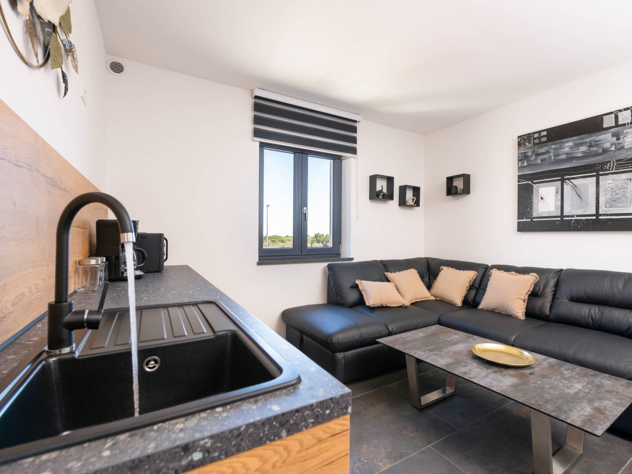 4 SZ mit Bad en suite Pool und Sommerküche-Binnen