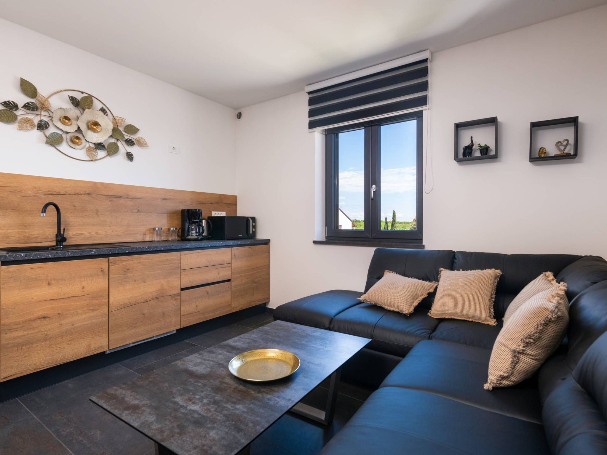 4 SZ mit Bad en suite Pool und Sommerküche-Binnen