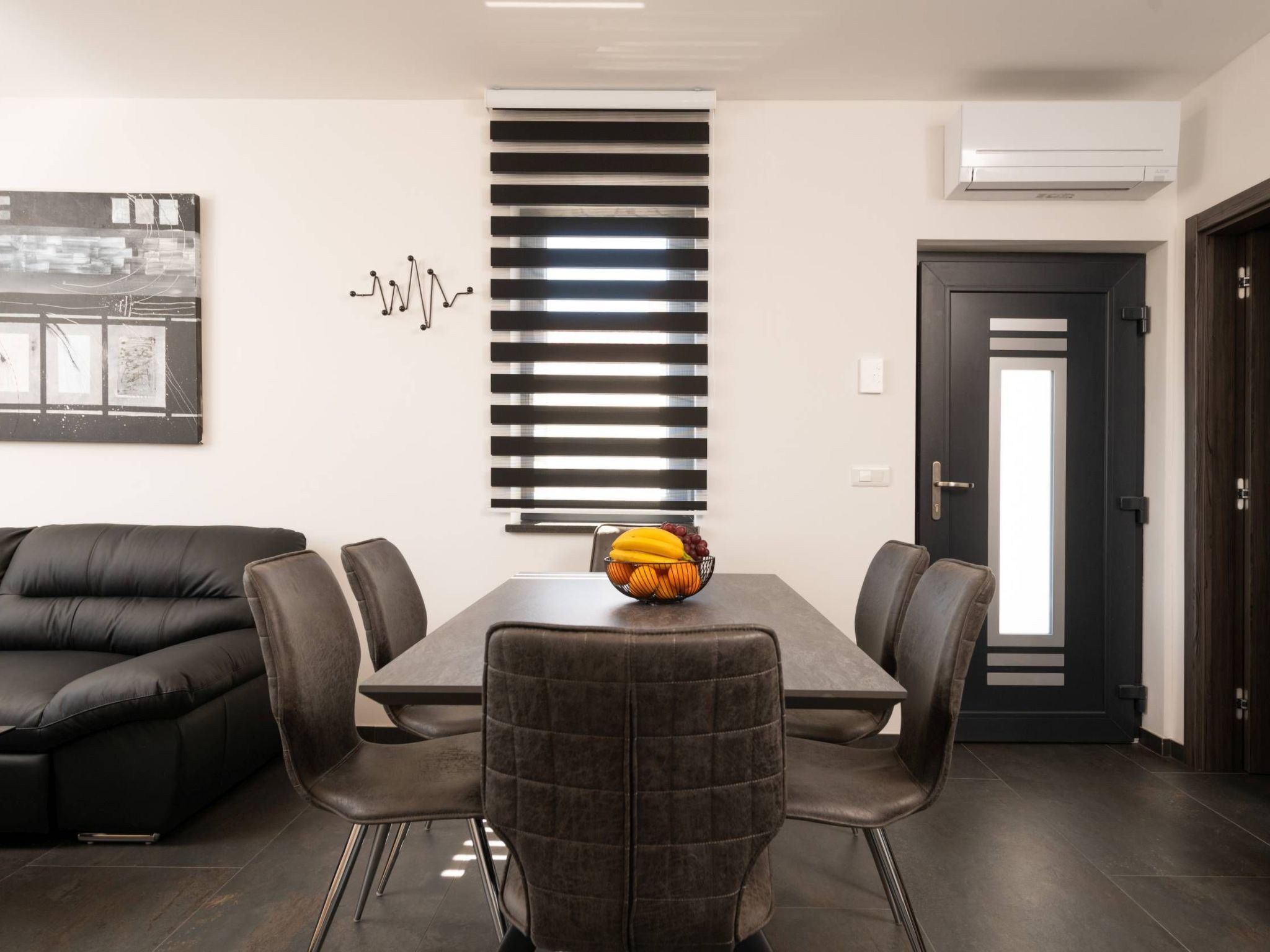 4 SZ mit Bad en suite Pool und Sommerküche-Binnen