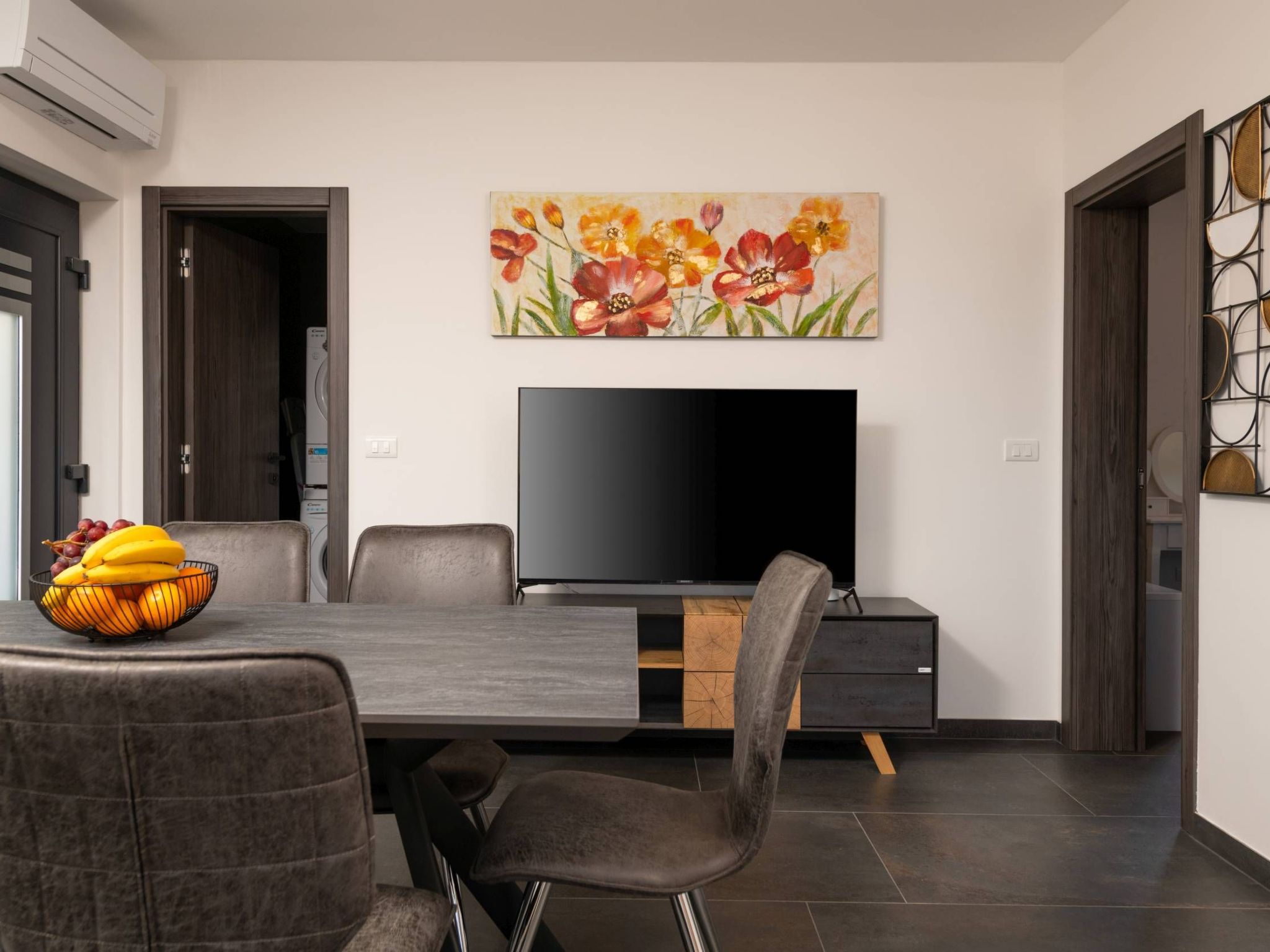 4 SZ mit Bad en suite Pool und Sommerküche-Binnen