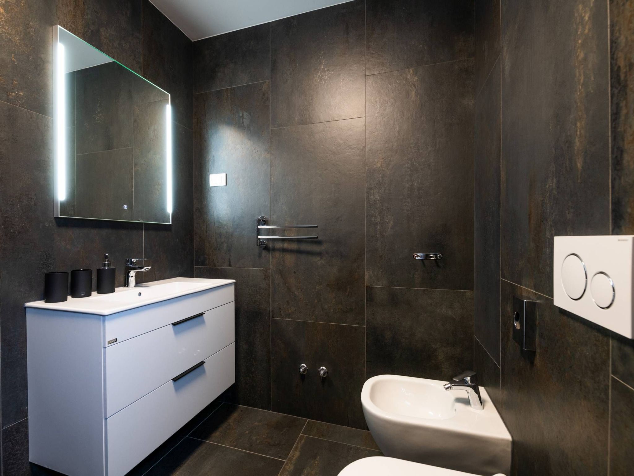 4 SZ mit Bad en suite Pool und Sommerküche-Binnen