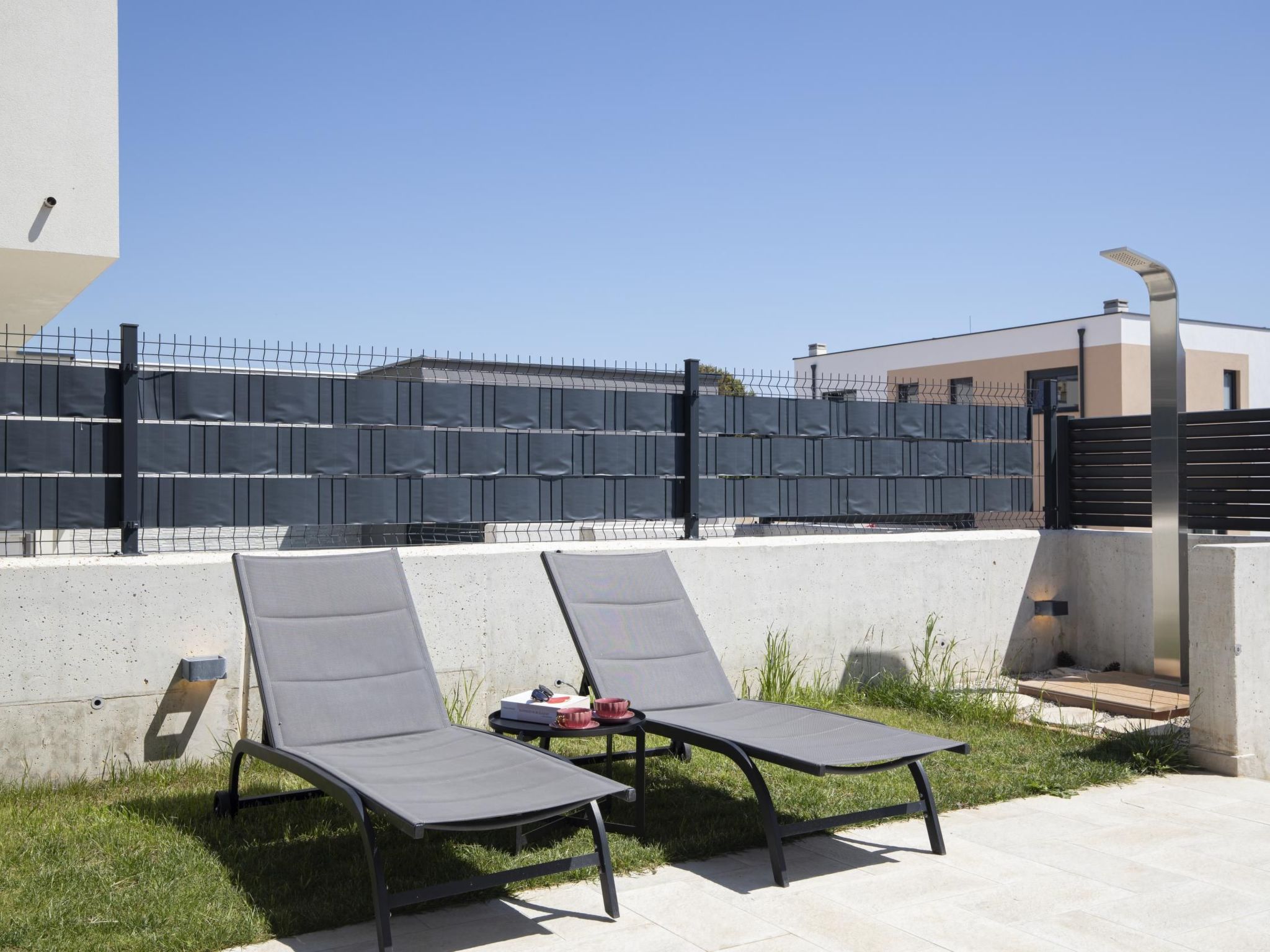 Villa Oasis mit beheiztem Pool, 700 m vom Meer entfernt-Inside