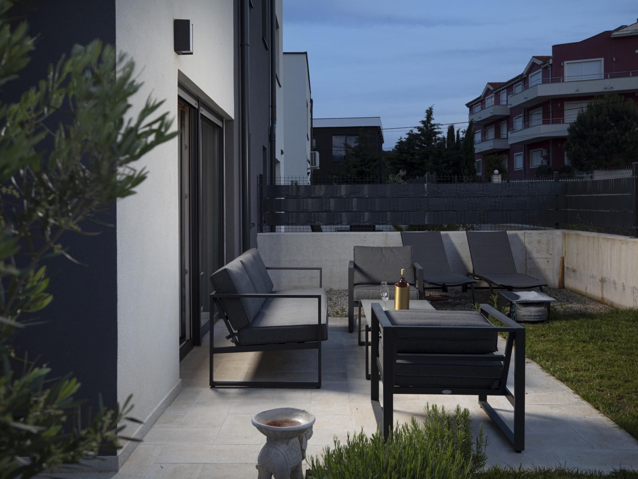 Villa Oasis mit beheiztem Pool, 700 m vom Meer entfernt-Inside