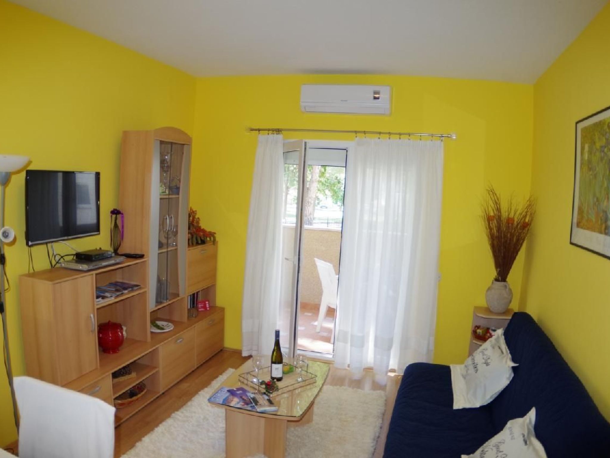 Schönes Apartment, privater Parkplatz und Strand in der Nähe