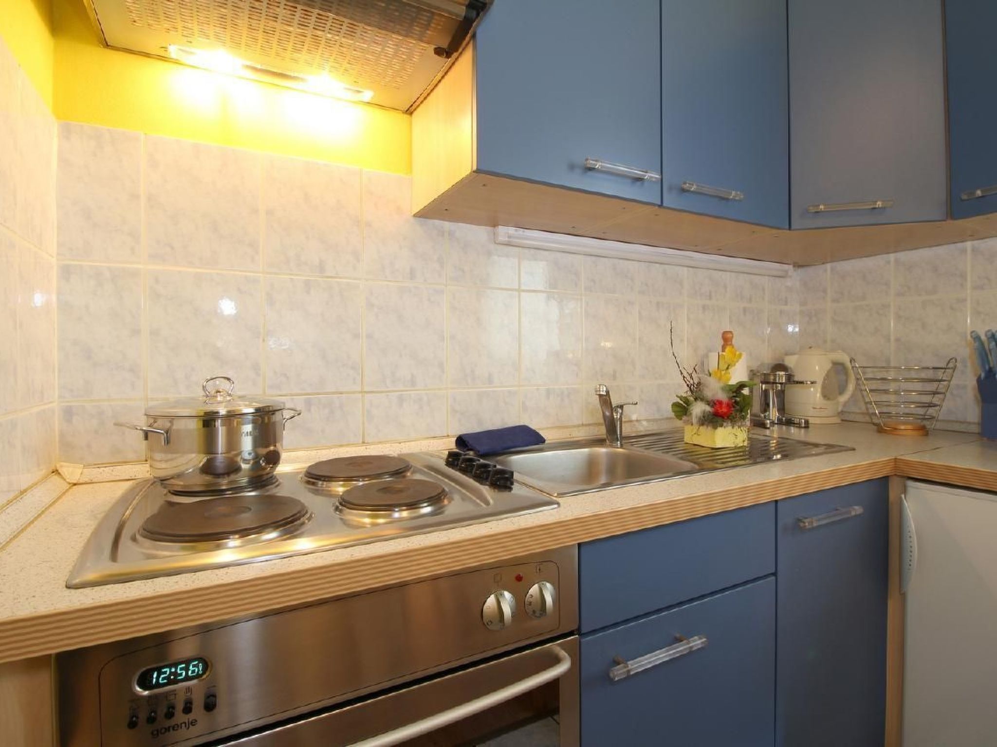 Schönes Apartment, privater Parkplatz und Strand in der Nähe-Inside