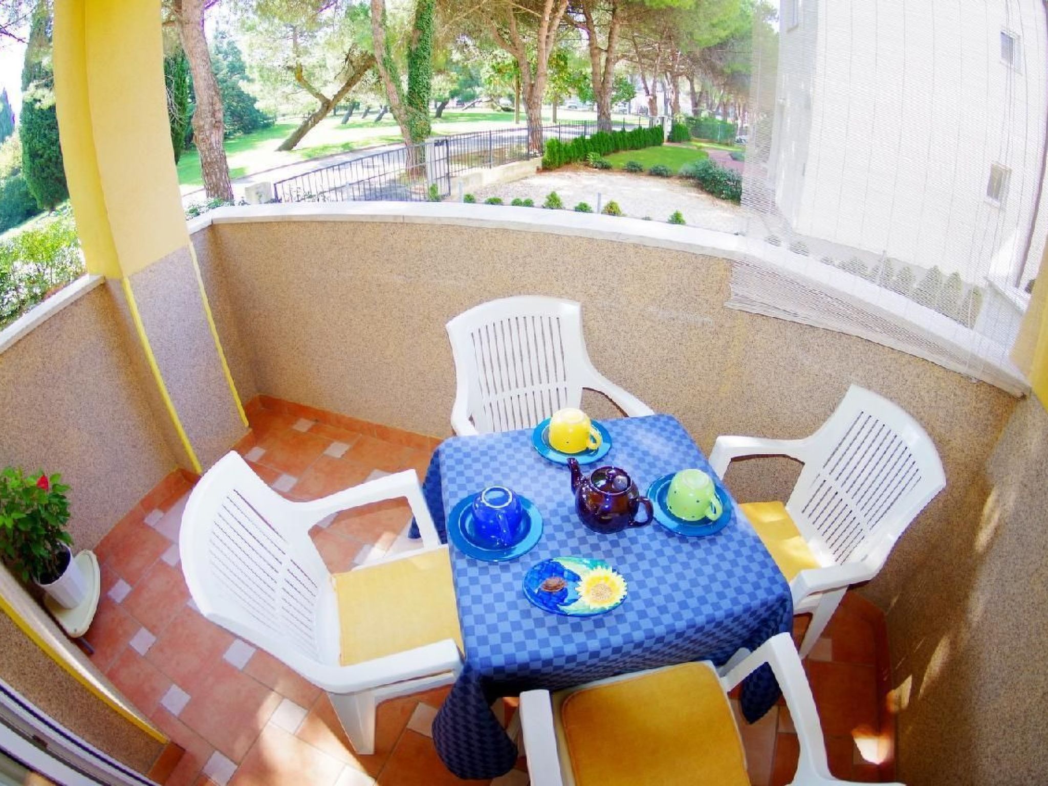 Photo of Schönes Apartment, privater Parkplatz und Strand in der Nähe