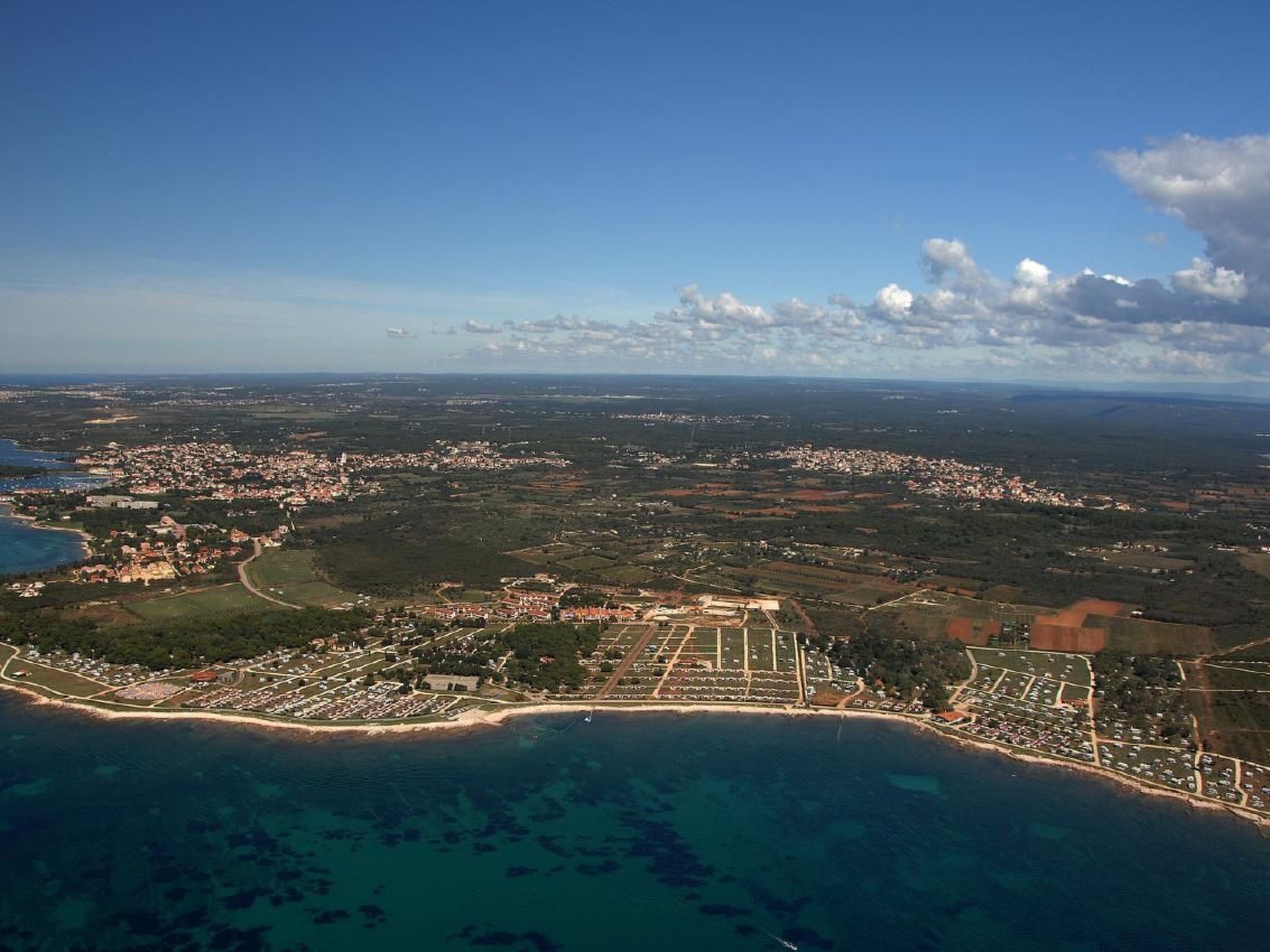 Photo of Schönes Apartment, privater Parkplatz und Strand in der Nähe
