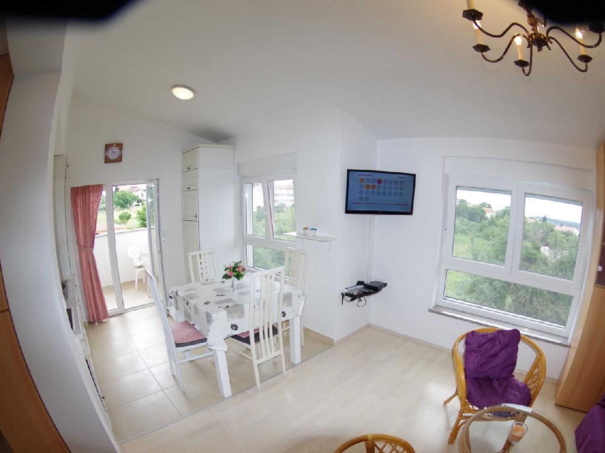 Photo of in Medulin mit Privatparkplatz