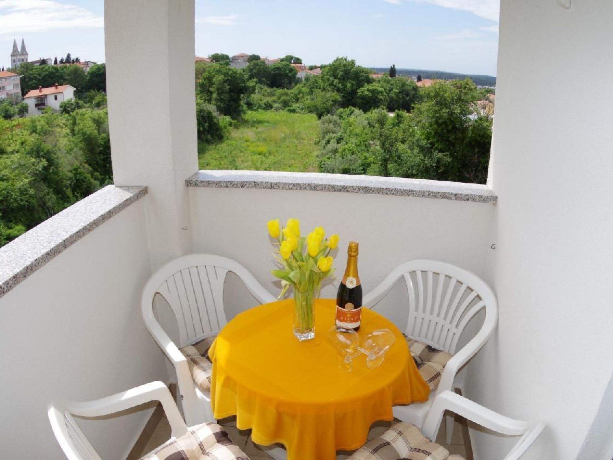 Photo of in Medulin mit Privatparkplatz