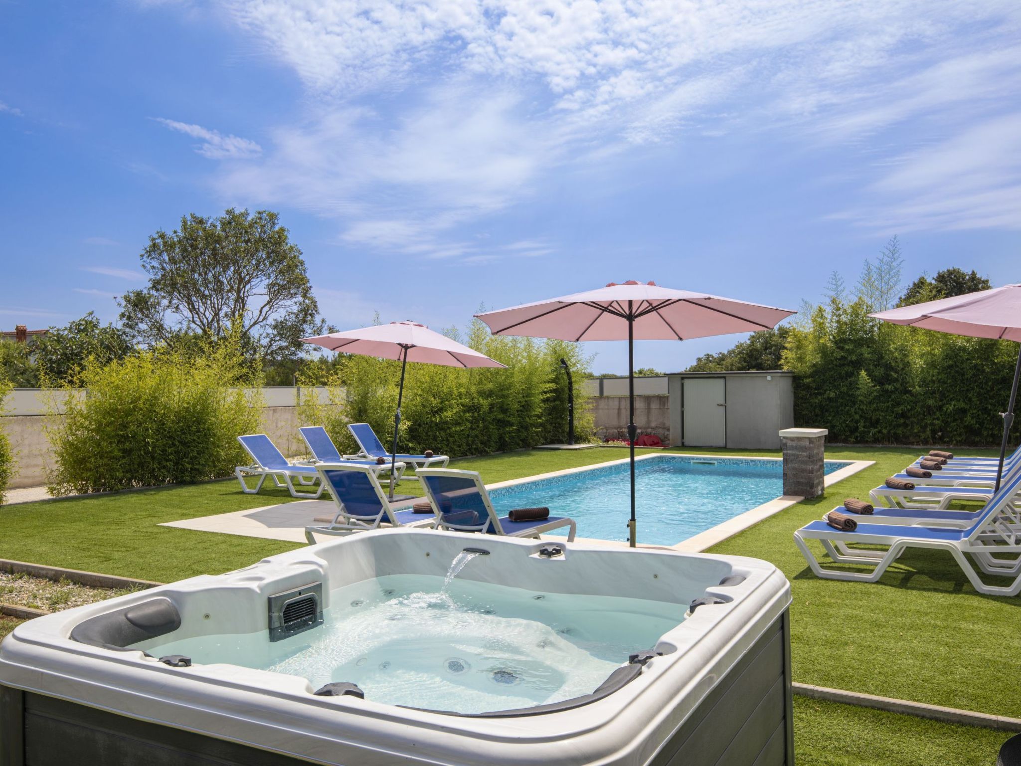 Feriensiedlung Stancija Matošić-Drinnen