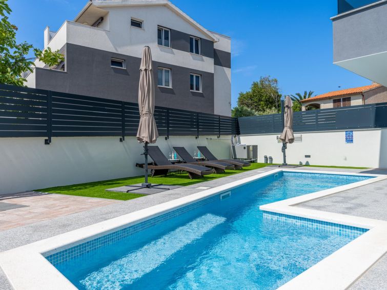 Apartment Rose Mit Privatem Pool - Premantura