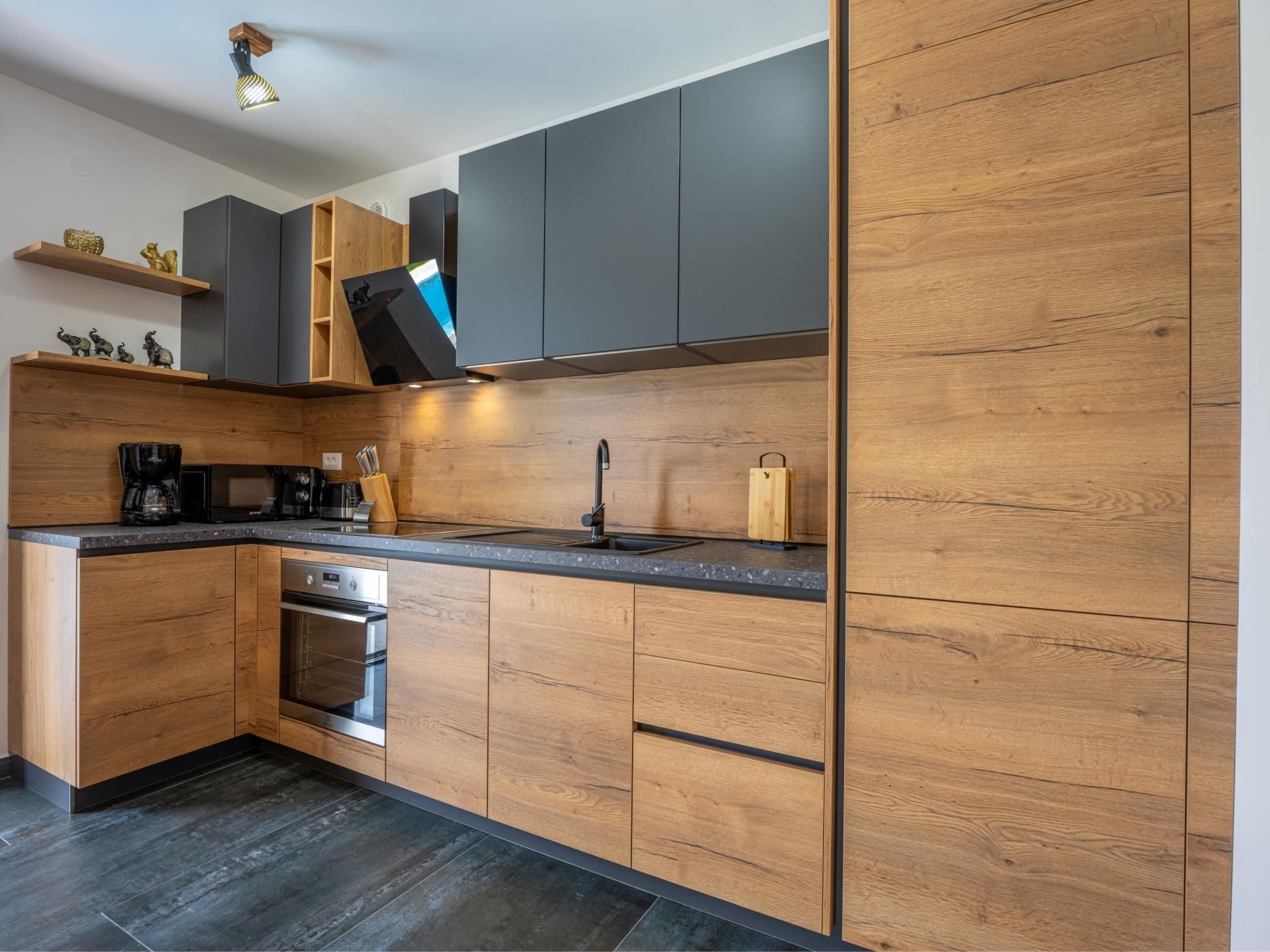 Apartment Rose mit privatem Pool-Drinnen