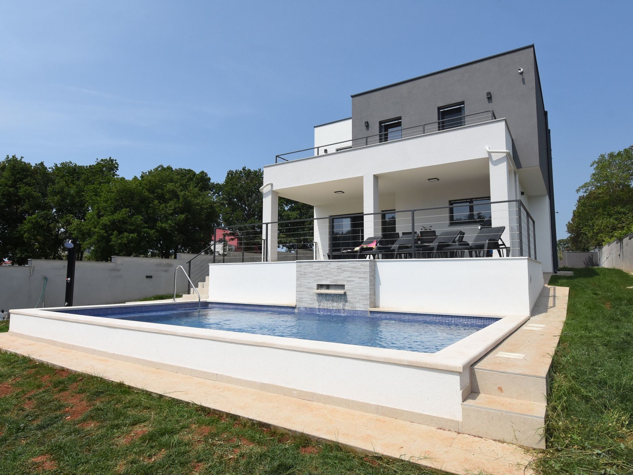 Ferienvilla "Luxury Villa Tara" mit beheiztem Pool-Drinnen