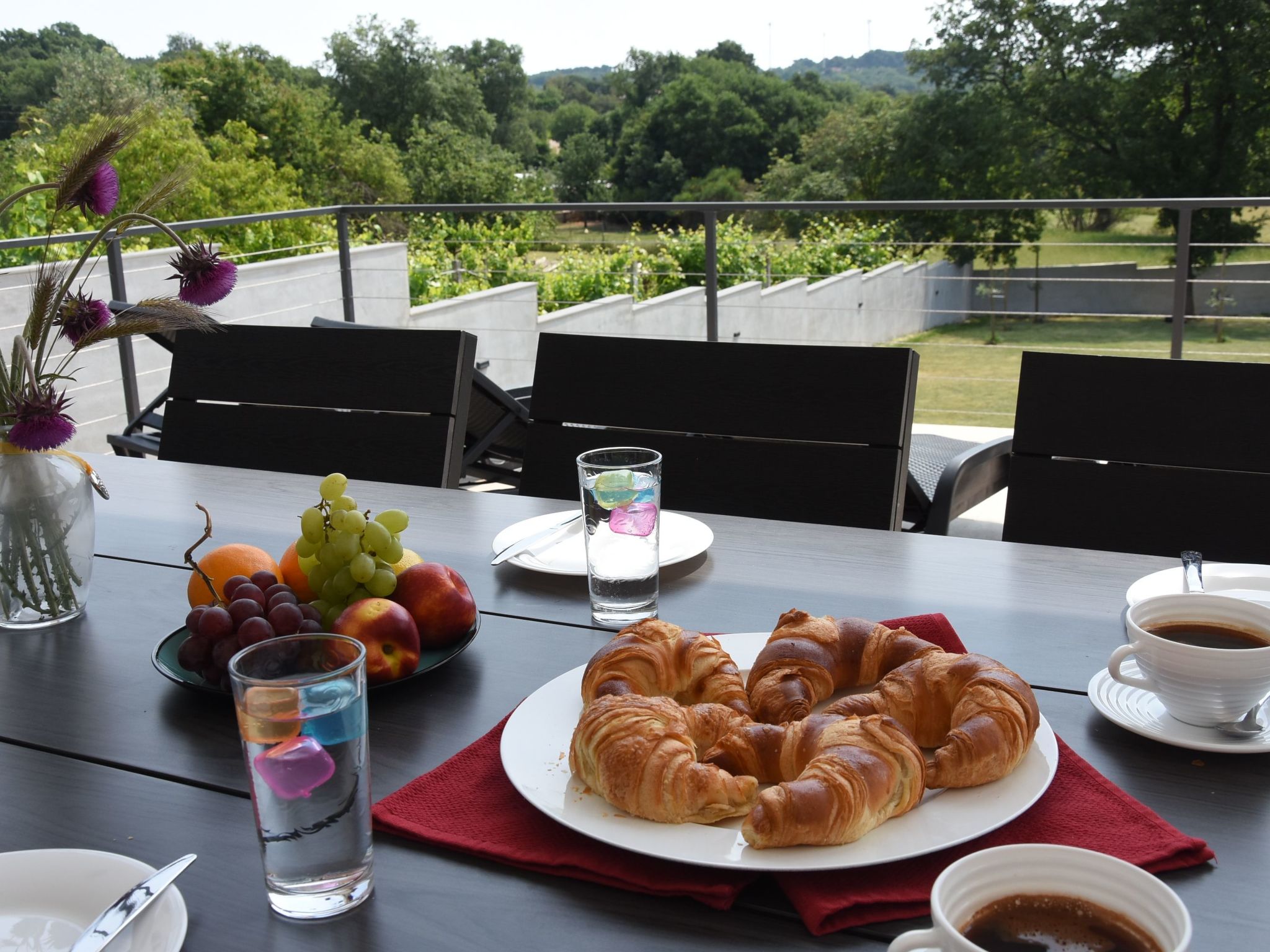 Ferienvilla "Luxury Villa Tara" mit beheiztem Pool-Drinnen