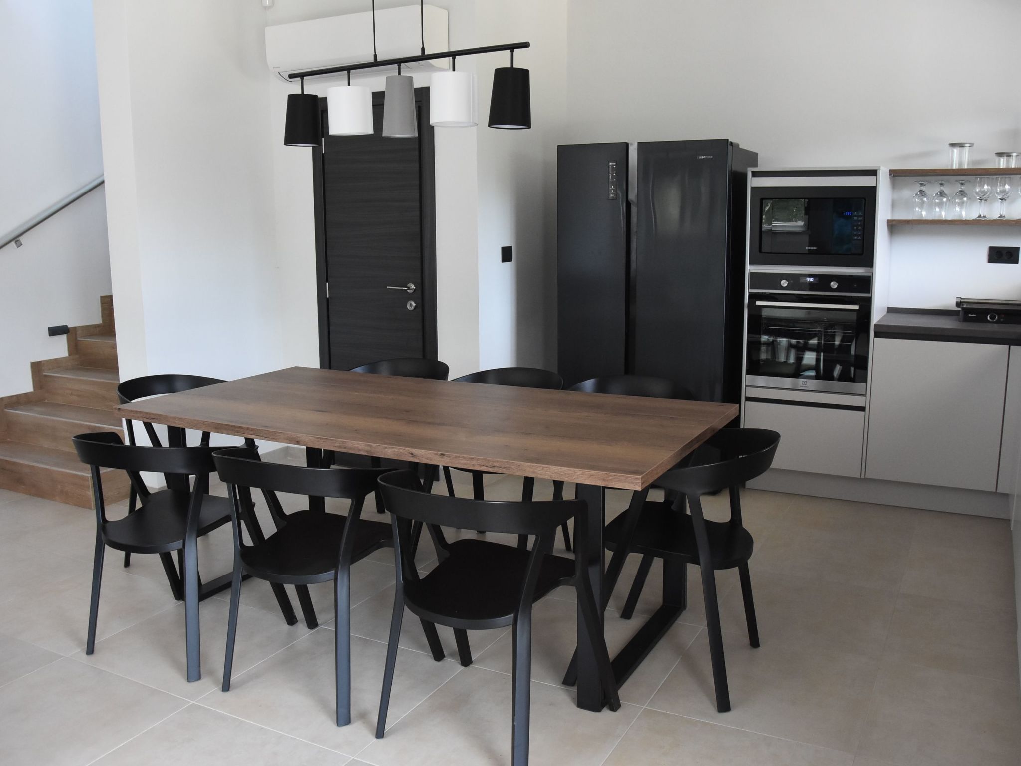 Ferienvilla "Luxury Villa Tara" mit beheiztem Pool-Drinnen