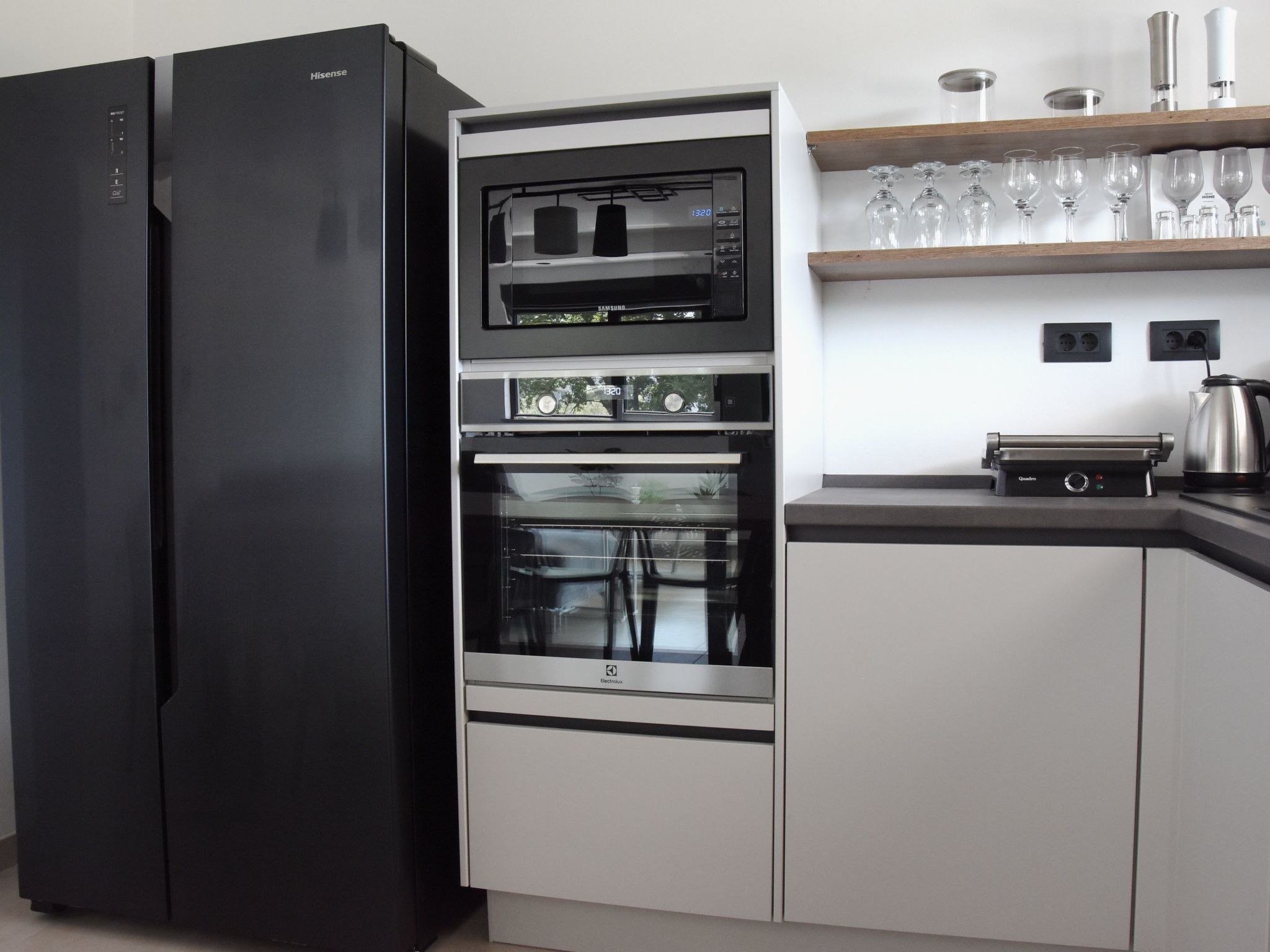 Ferienvilla "Luxury Villa Tara" mit beheiztem Pool-Drinnen