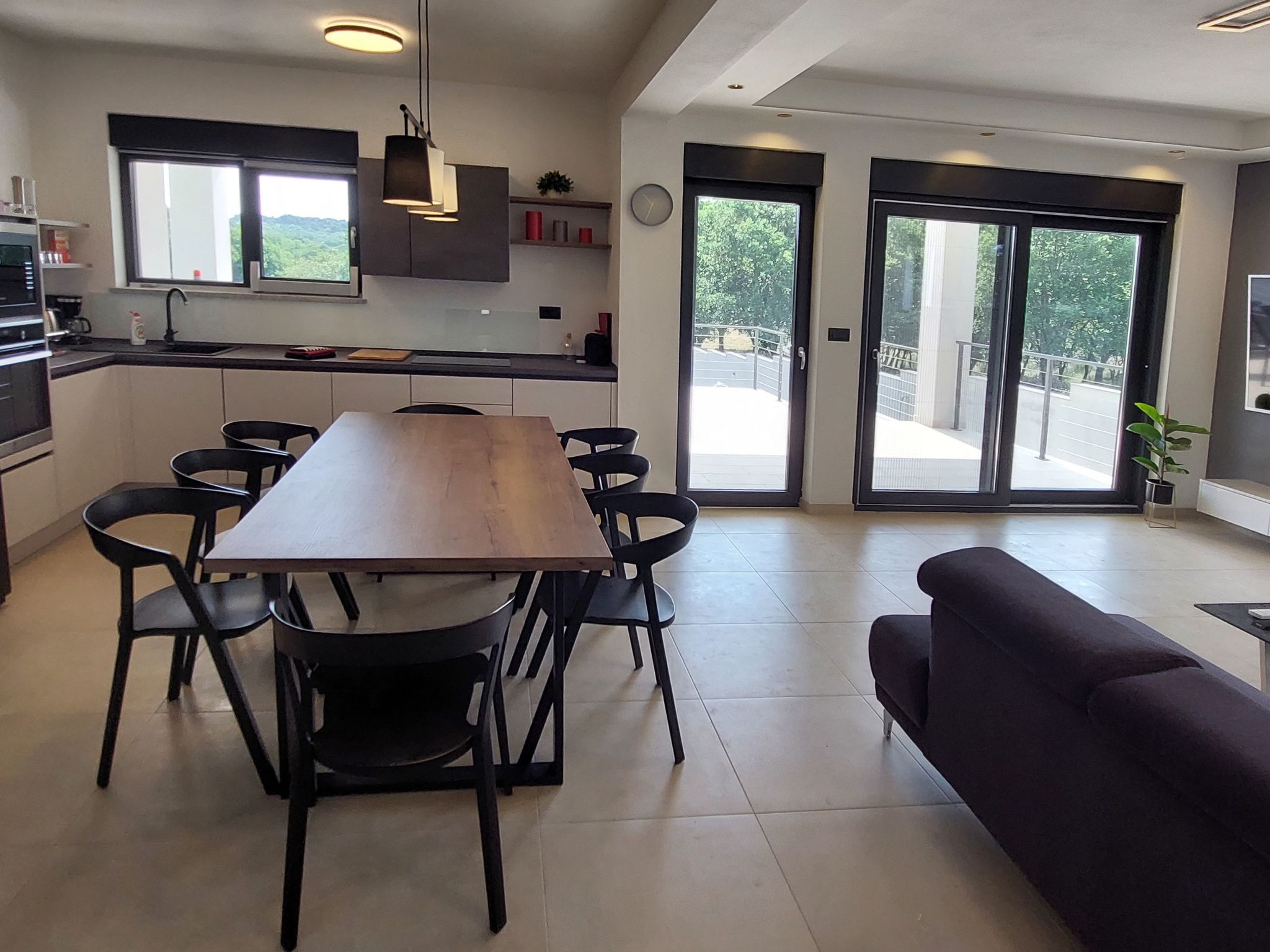 Ferienvilla "Luxury Villa Tara" mit beheiztem Pool-Drinnen