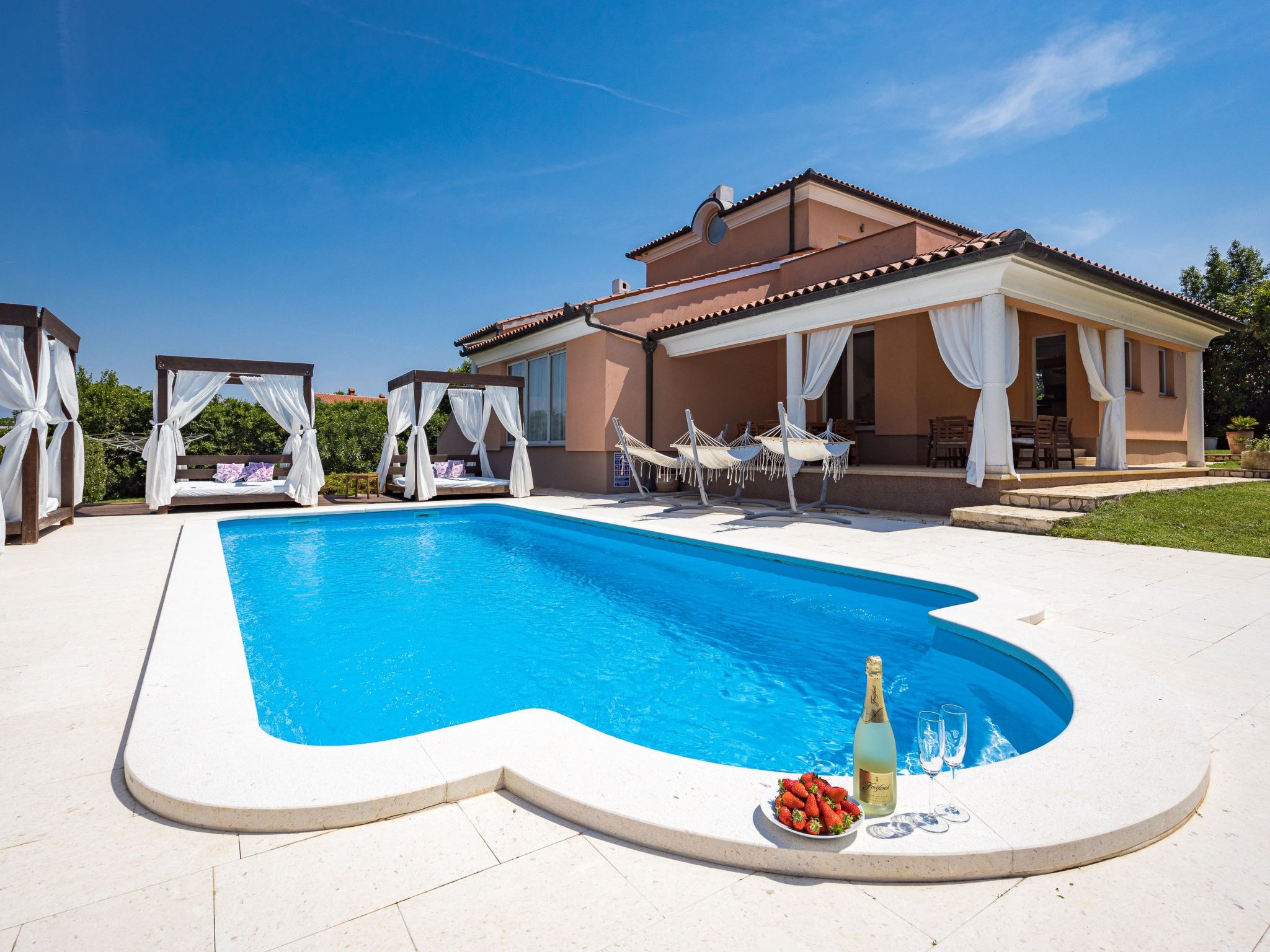 In Medulin mit Privatem Pool