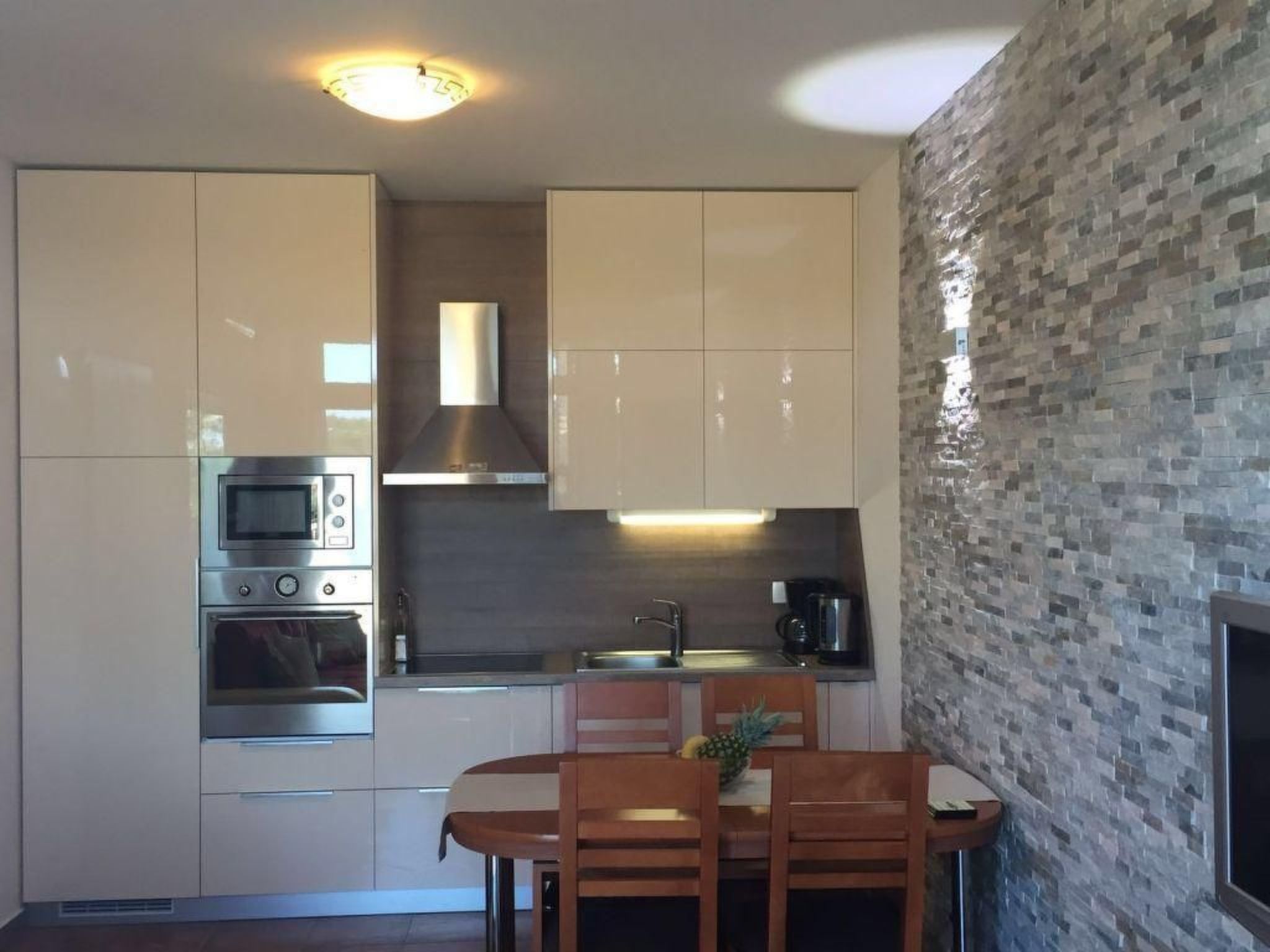 Direkt am Meer liegendes Apartment mit Garten-Binnen