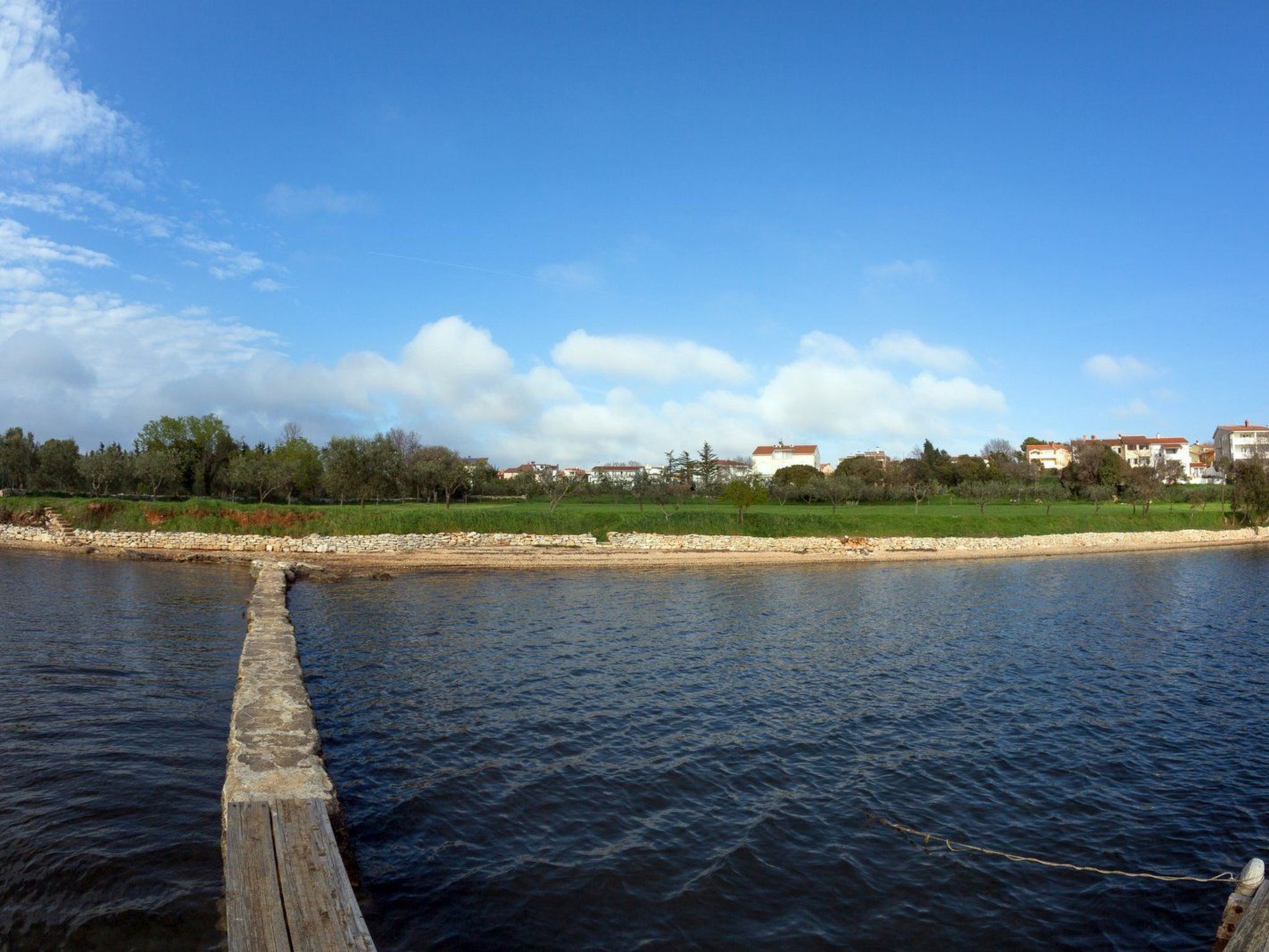 Schöne Wohnung in Medulin mit Möbliertem Balkon-Binnen