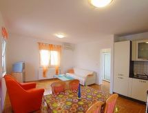 Appartement Medulin met terras op 100m van zee - thumbnail 5